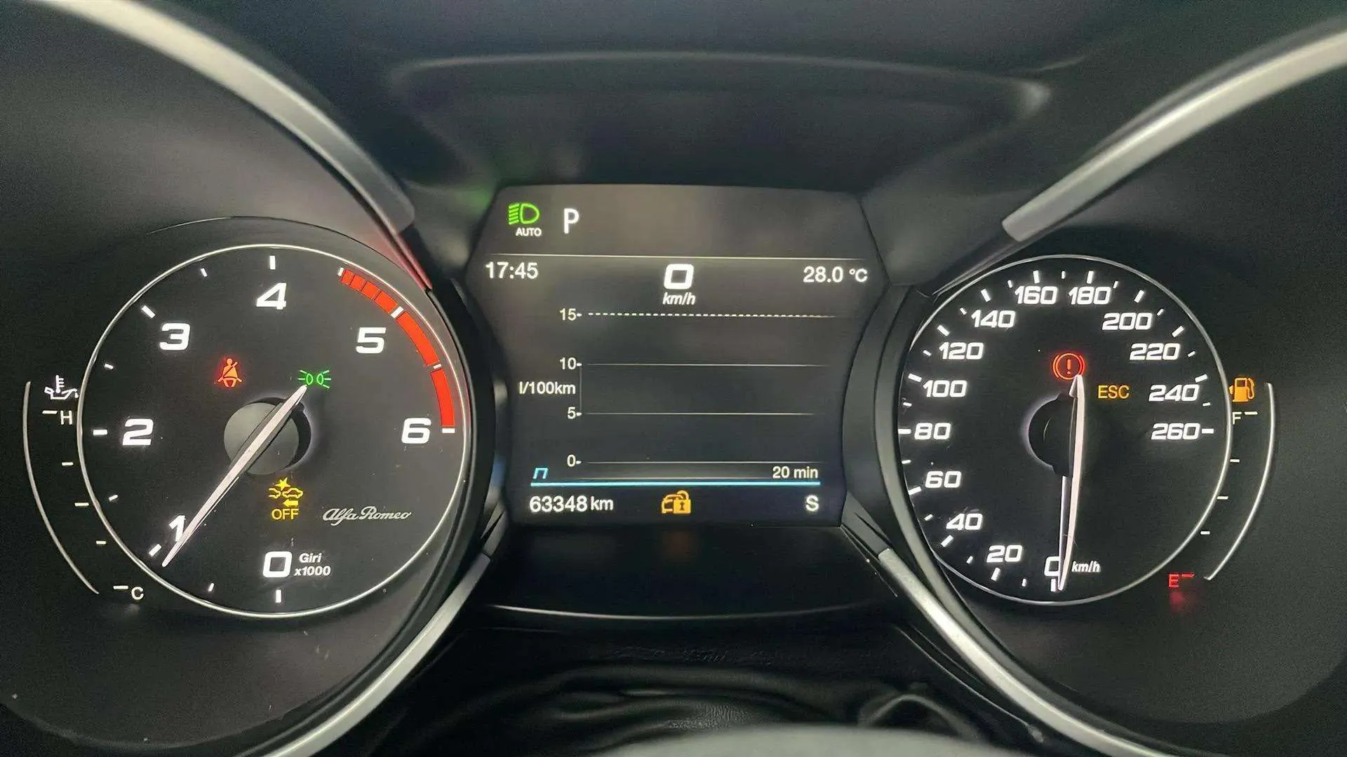 Alfa Romeo Stelvio 2.2 Diesel Sprint AWD - foto 9