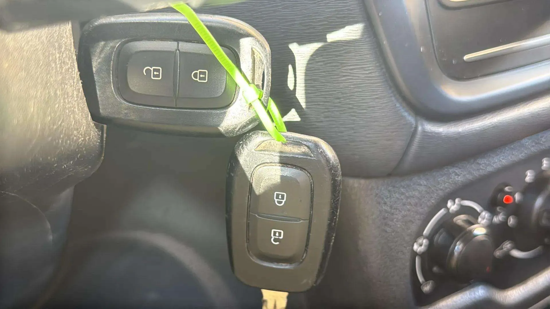 Dacia Dokker Essential Blue dCi - foto 14