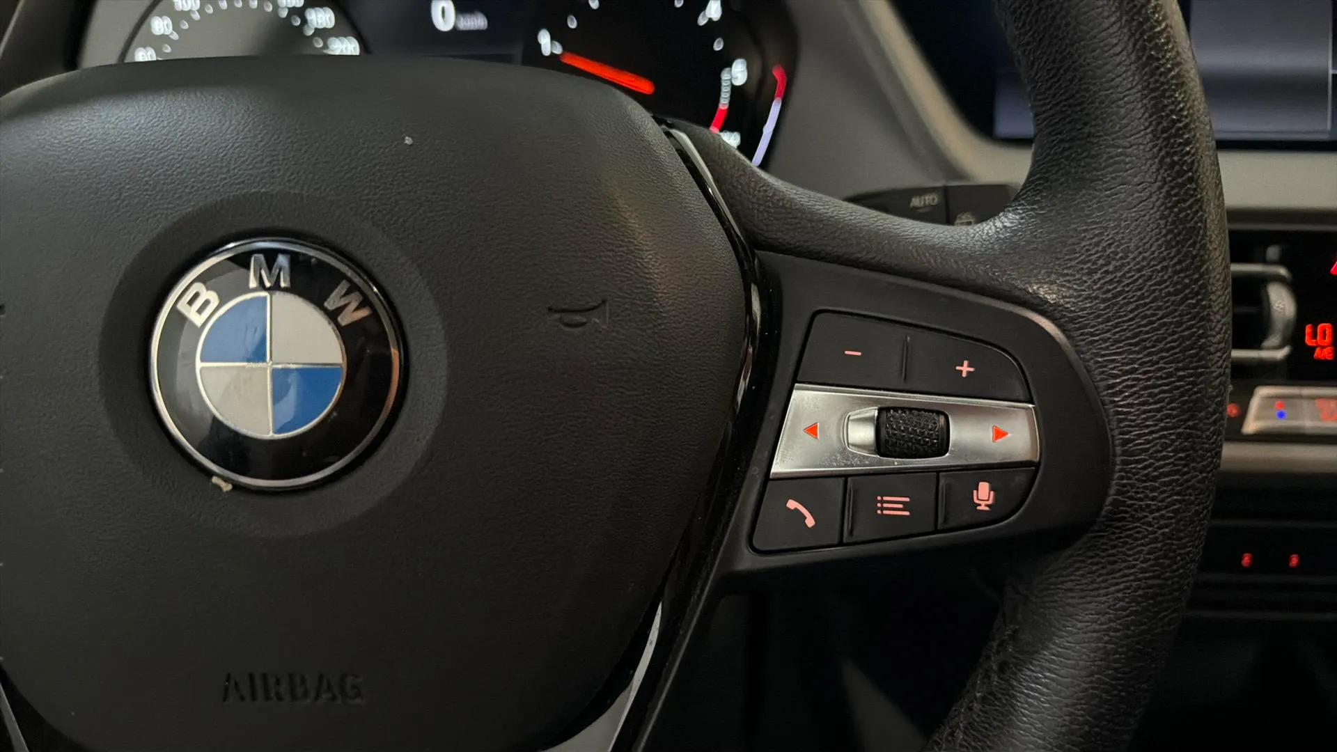 BMW Serie 1 116d - foto 17