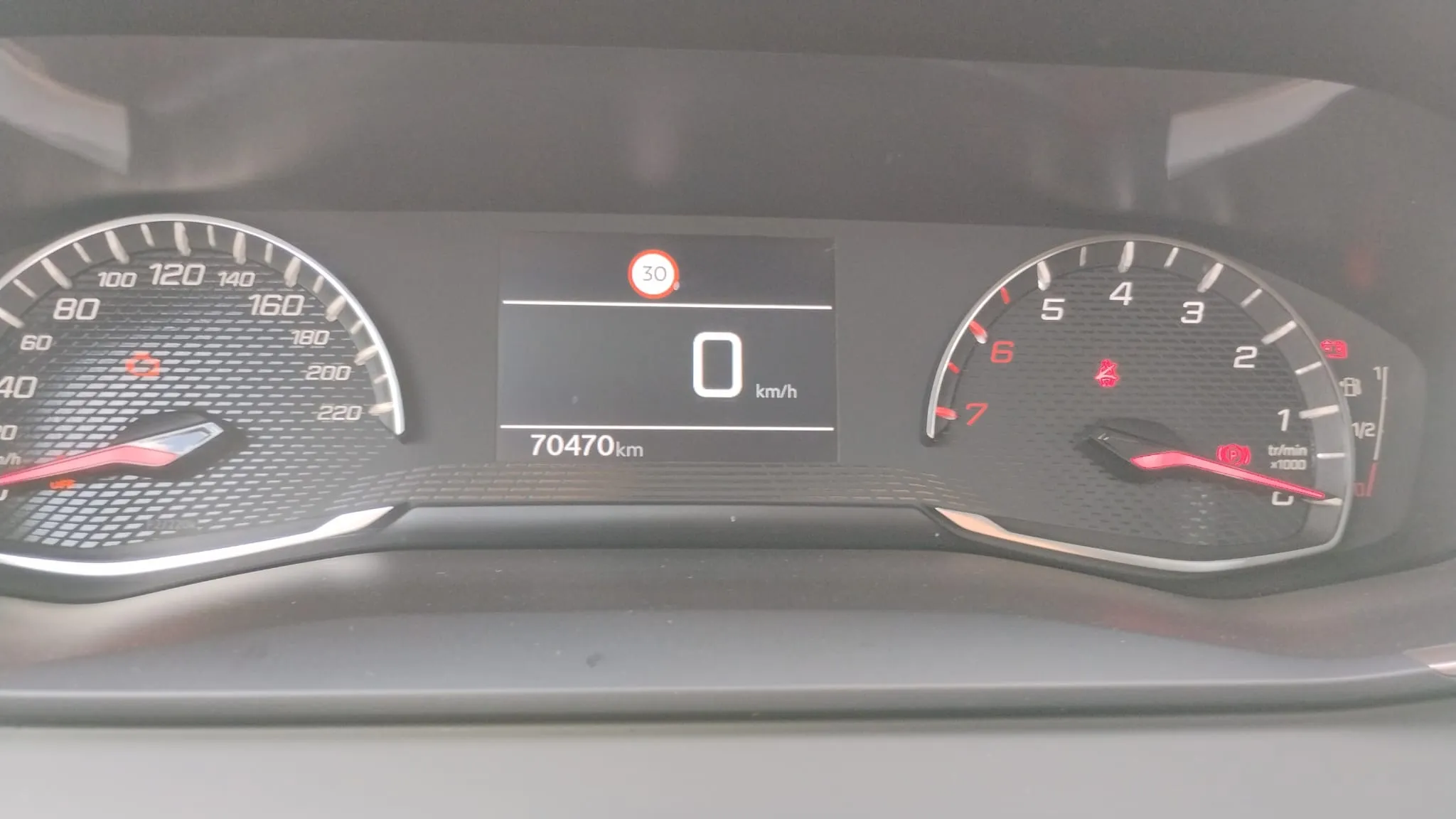 Peugeot 208 Active PureTech 100 - foto 11