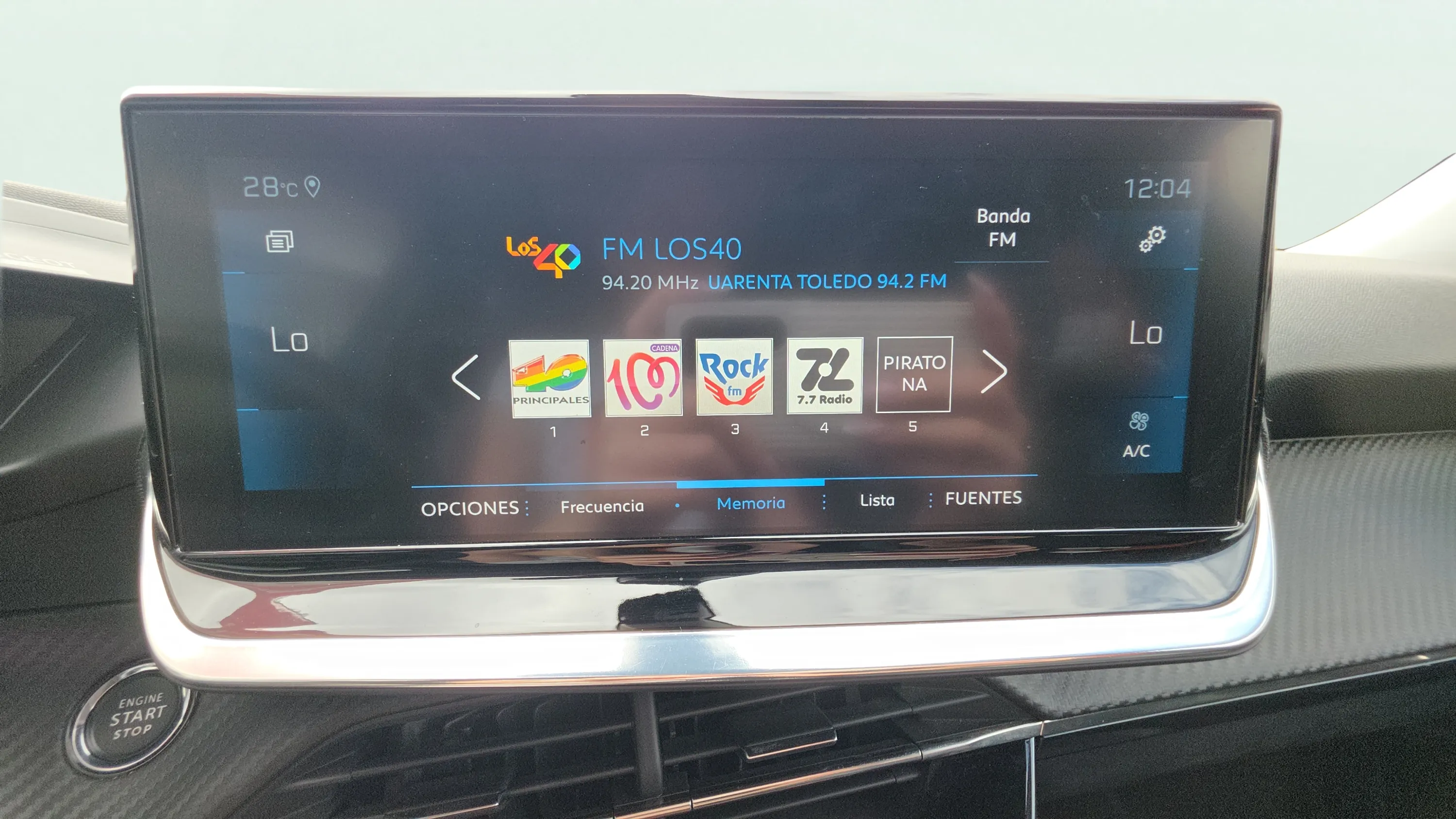 Peugeot 2008 Allure Pack PureTech 130 BVM6 - foto 15
