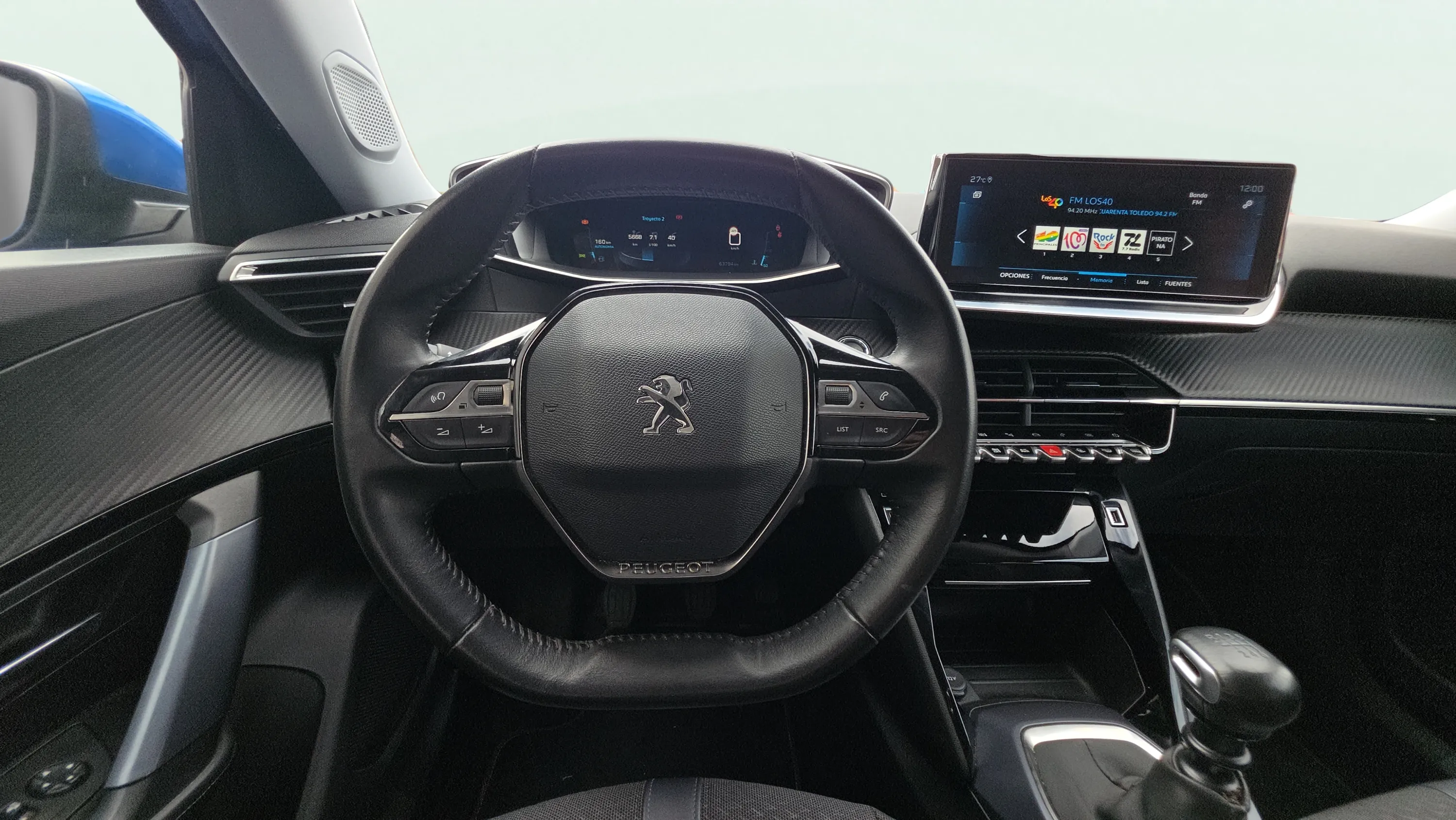 Peugeot 2008 Allure Pack PureTech 130 BVM6 - foto 16