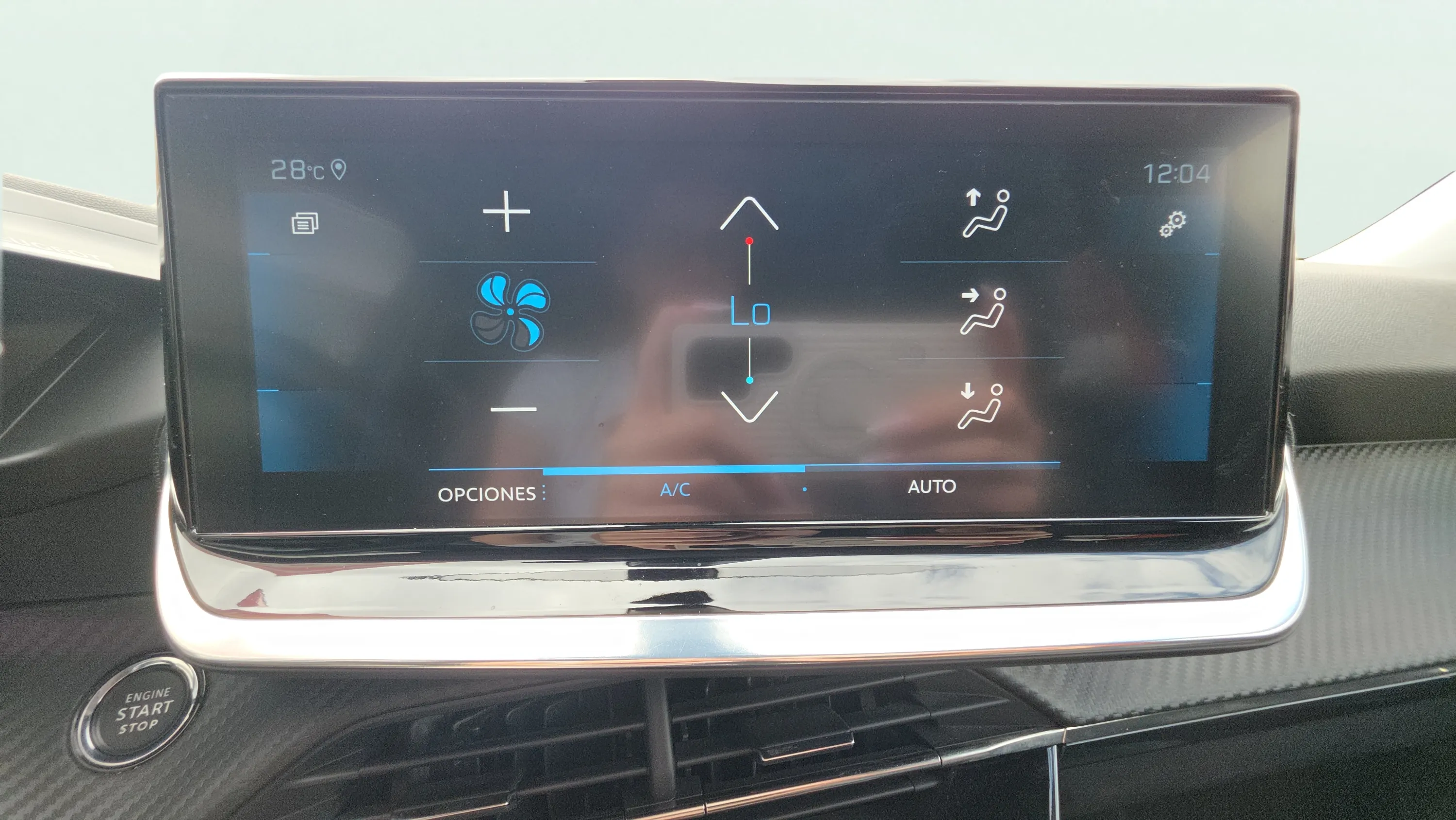 Peugeot 2008 Allure Pack PureTech 130 BVM6 - foto 14