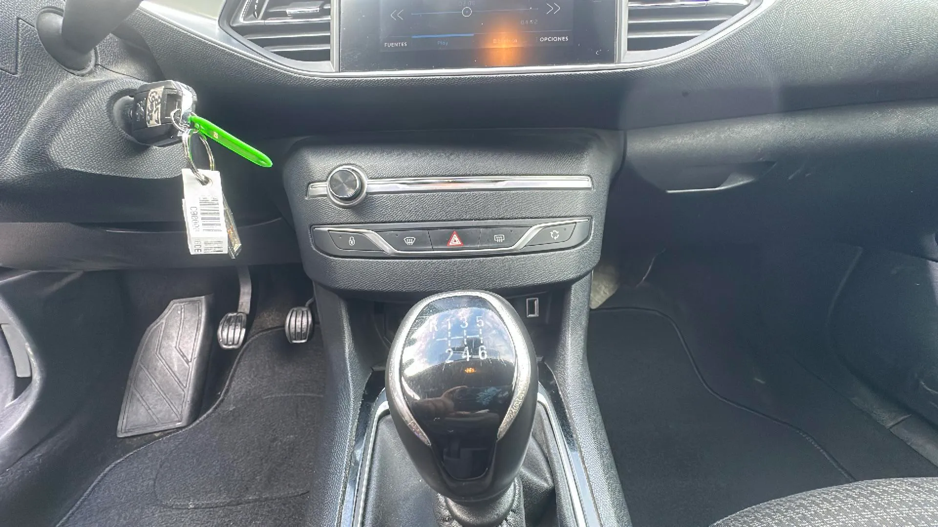 Peugeot 308 Active Pack PureTech 130 - foto 17