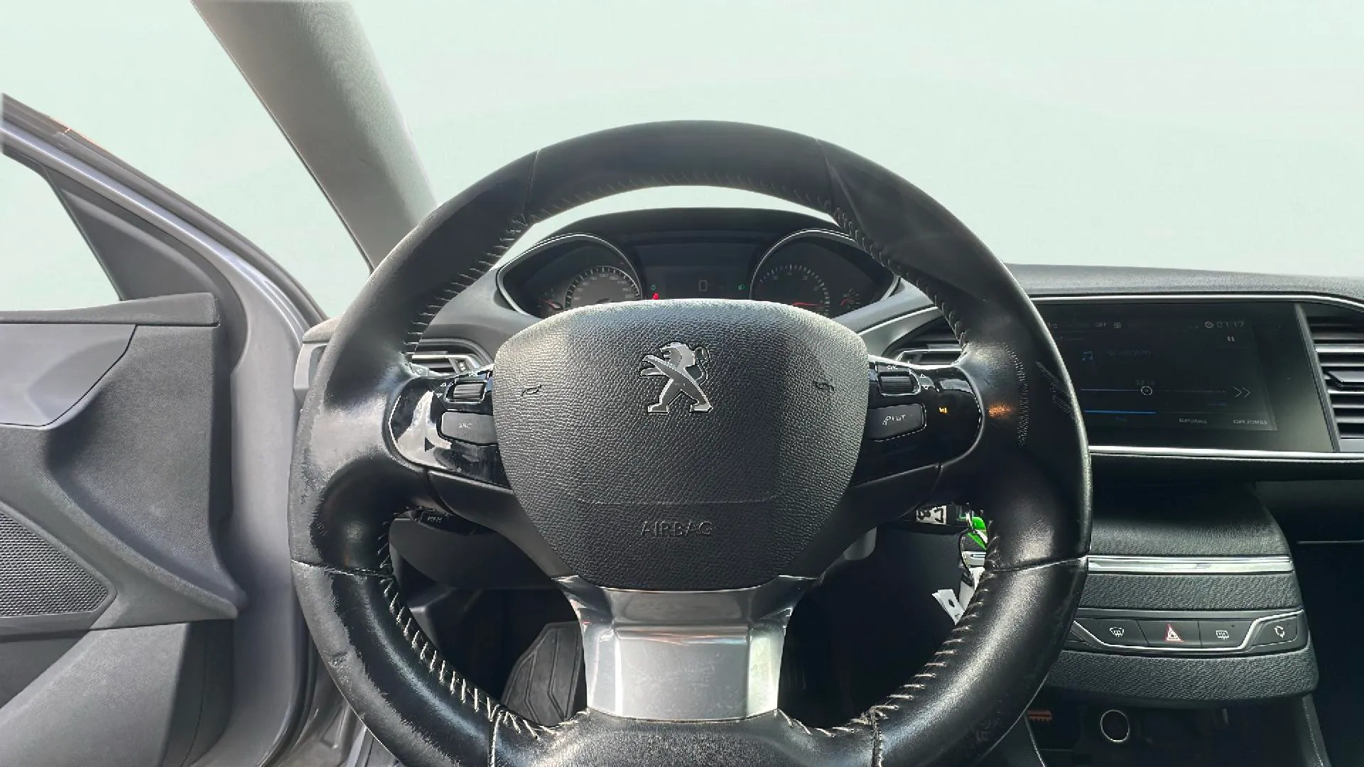 Peugeot 308 Active Pack PureTech 130 - foto 15