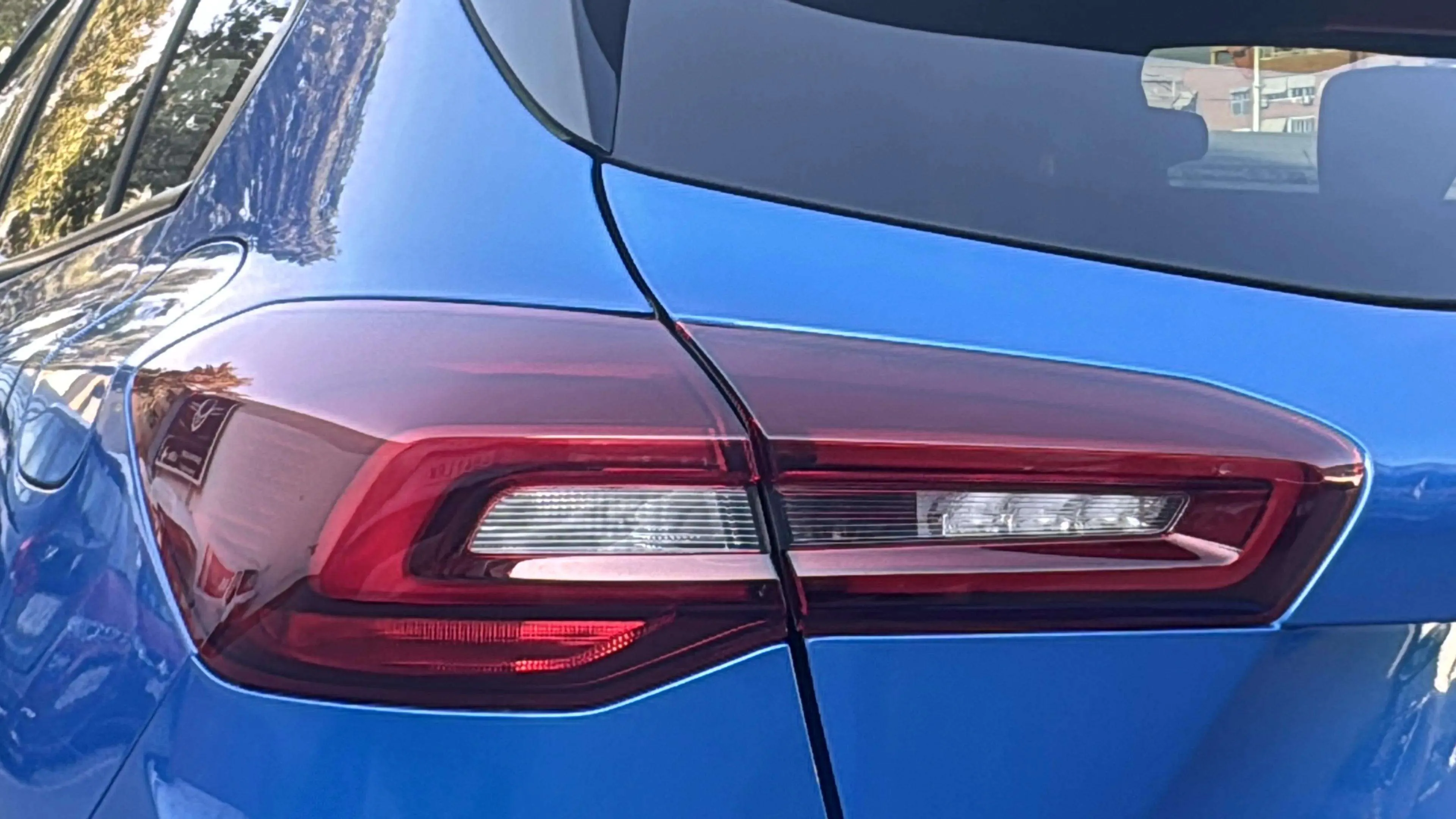 Ford Focus 1.0 EcoBoost MHEV ST-Line Design SIP - foto 11