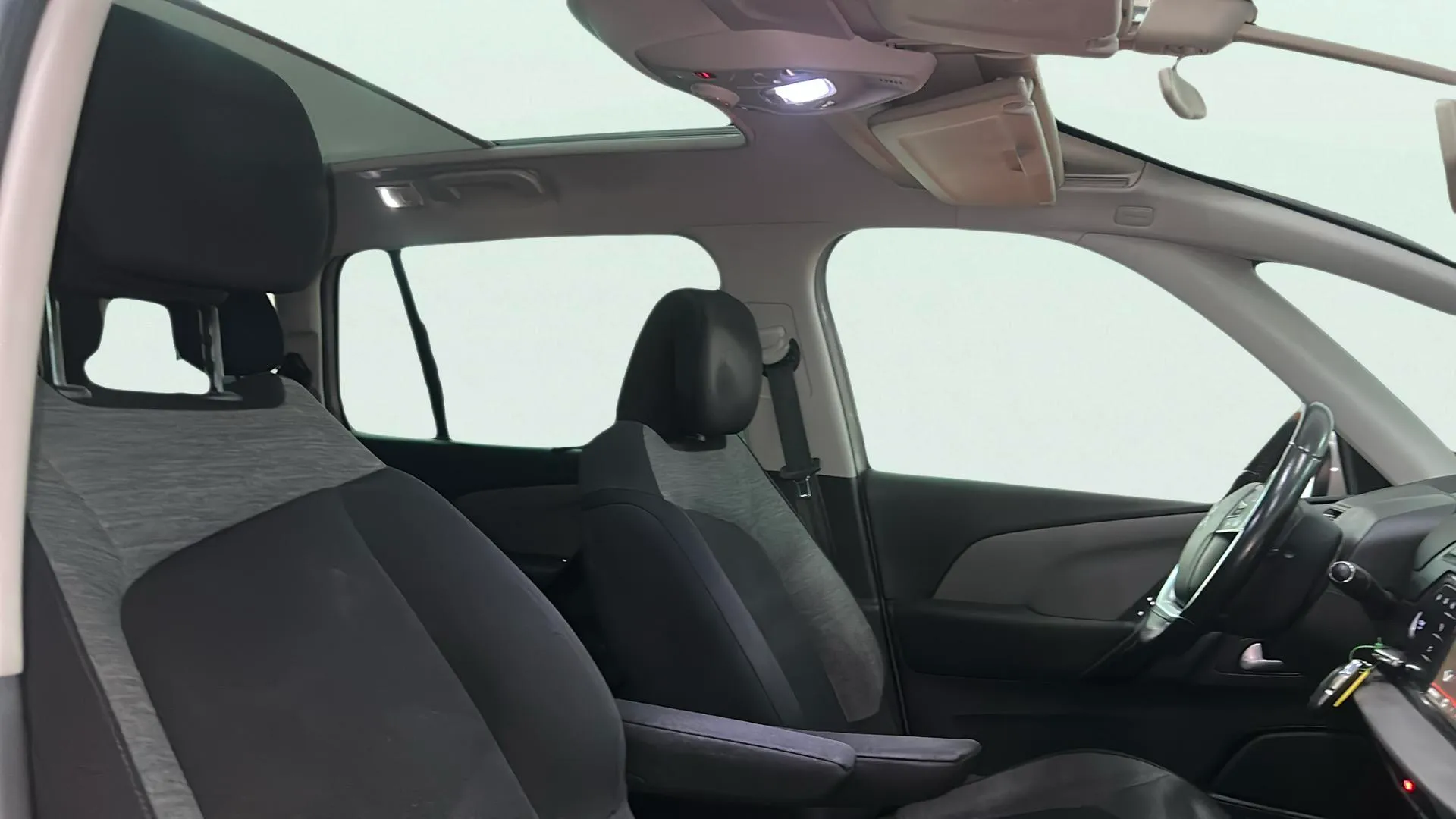Citroën Grand C4 Picasso PureTech Shine - foto 7