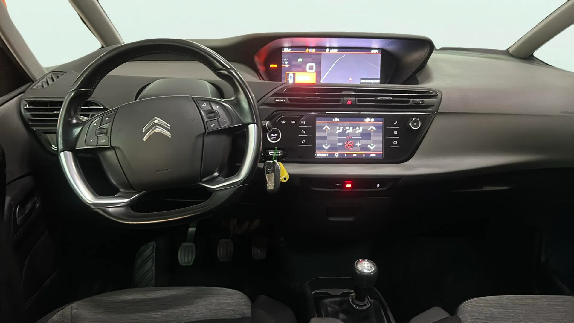 Citroën Grand C4 Picasso PureTech Shine - foto 10