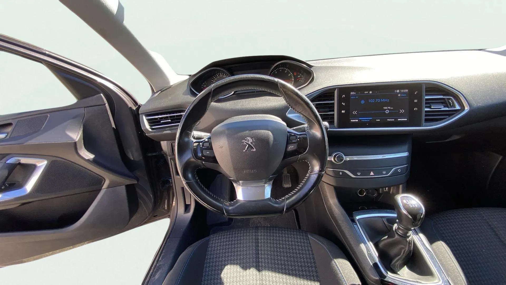 Peugeot 308 Style PureTech 130 - foto 12