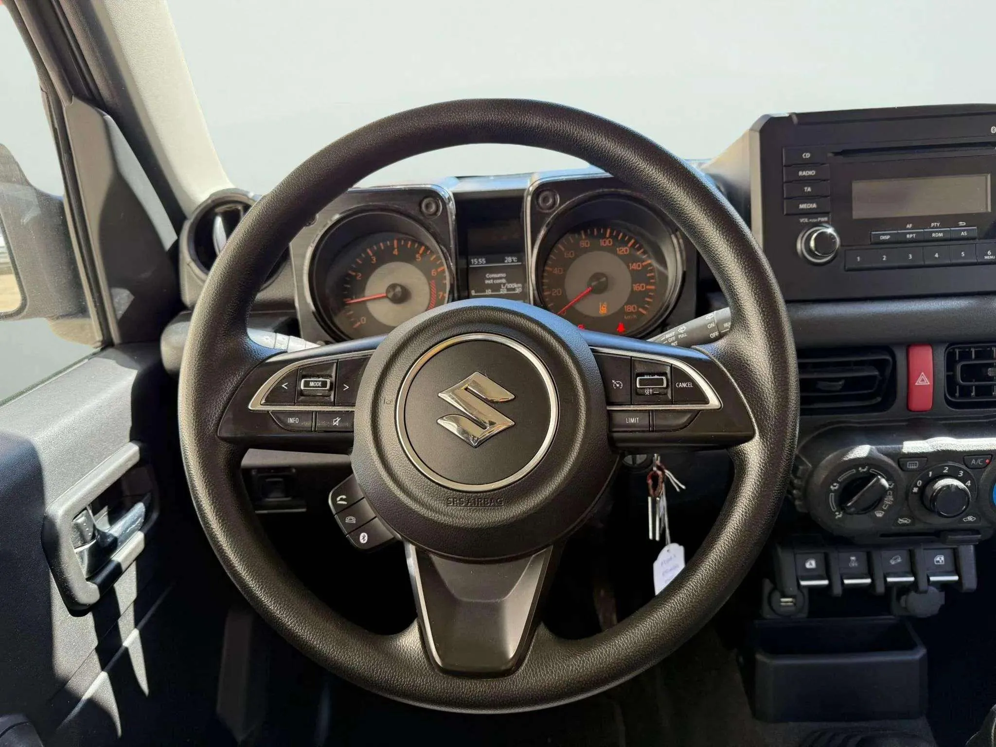Suzuki Jimny 1.5 JLX - foto 7