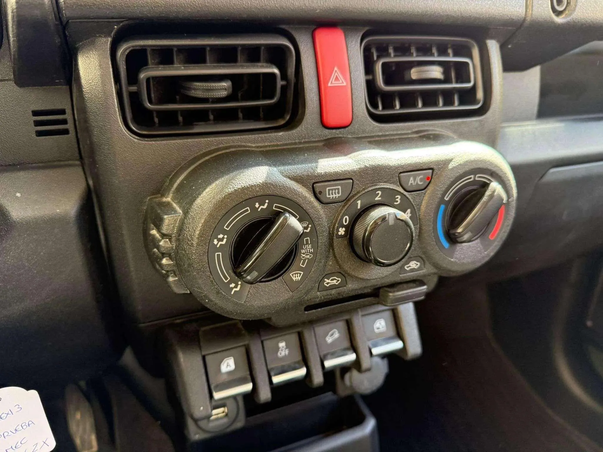 Suzuki Jimny 1.5 JLX - foto 14