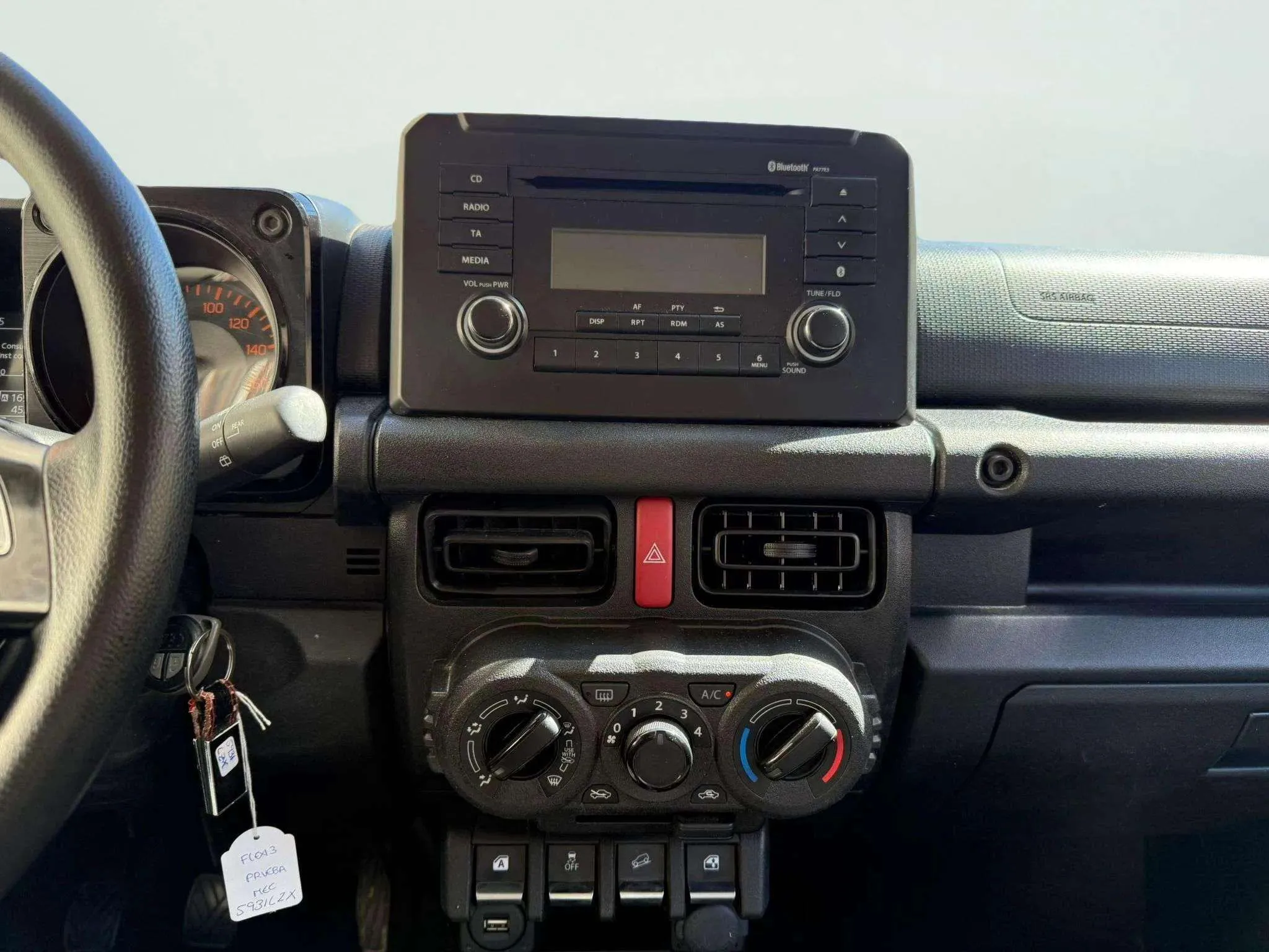 Suzuki Jimny 1.5 JLX - foto 10