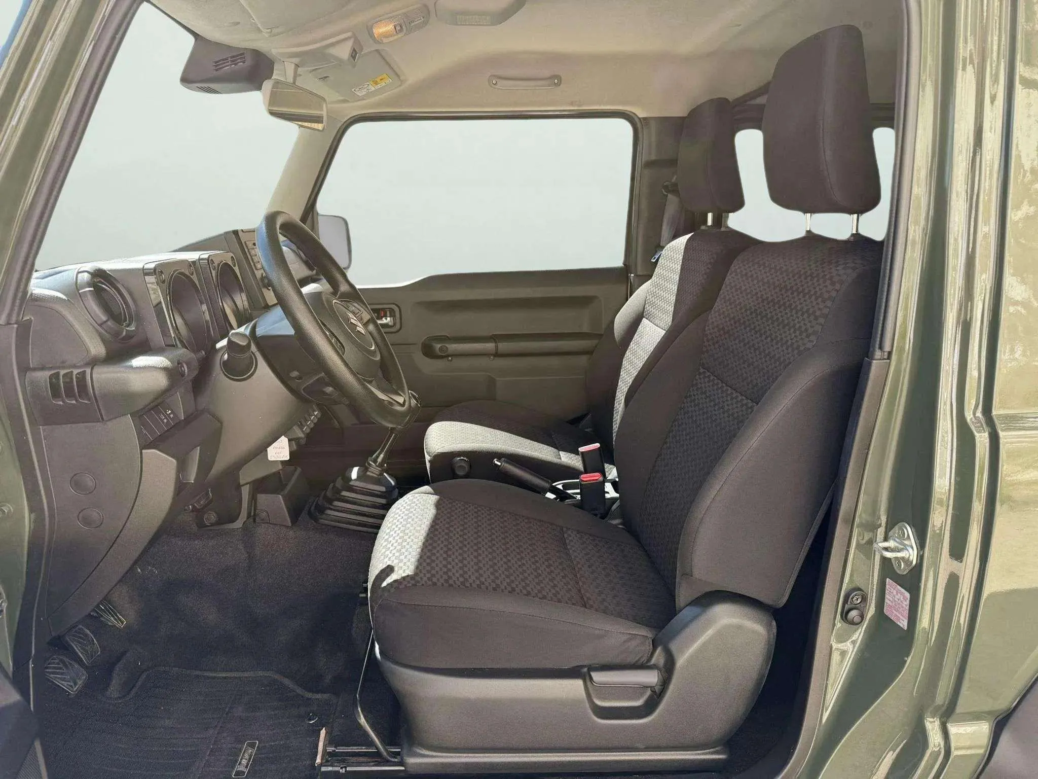 Suzuki Jimny 1.5 JLX - foto 18