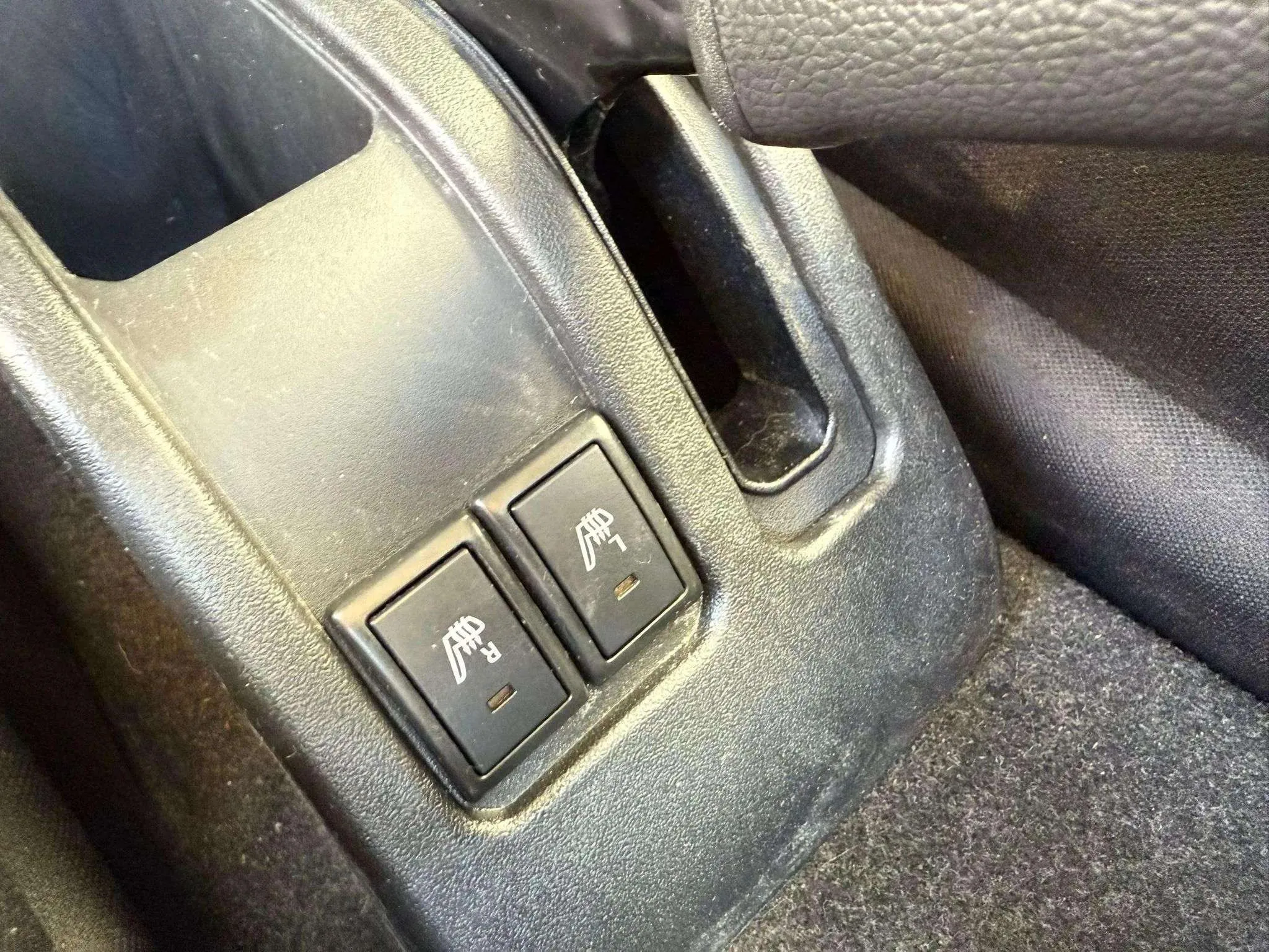 Suzuki Jimny 1.5 JLX - foto 21