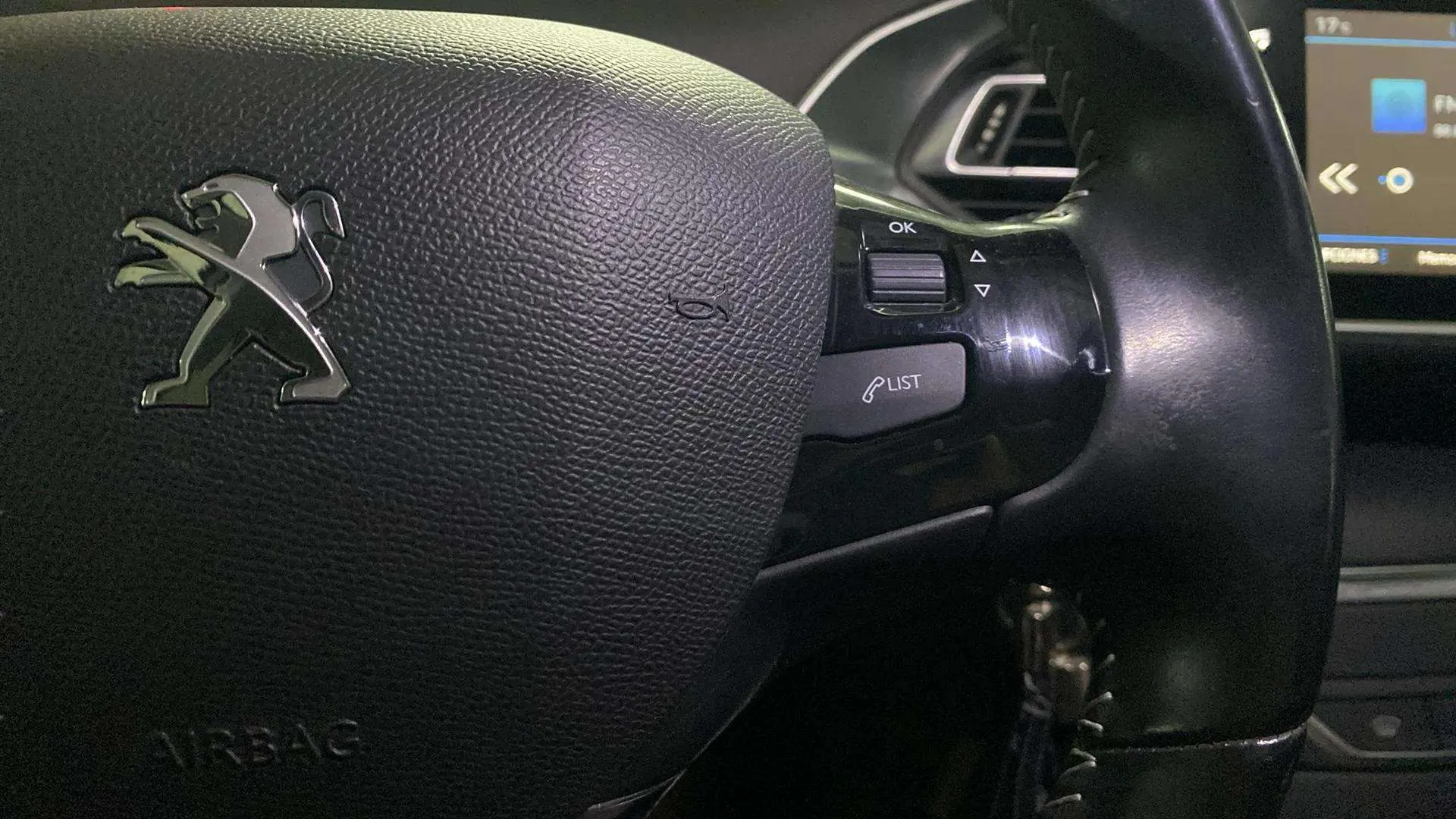 Peugeot 308 SW Access PureTech 110 - foto 12