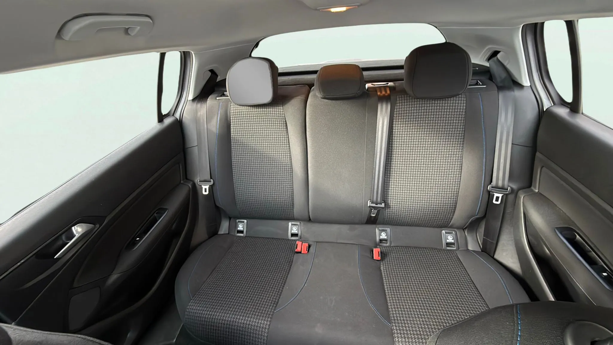 Peugeot 308 Style PureTech 130 - foto 17