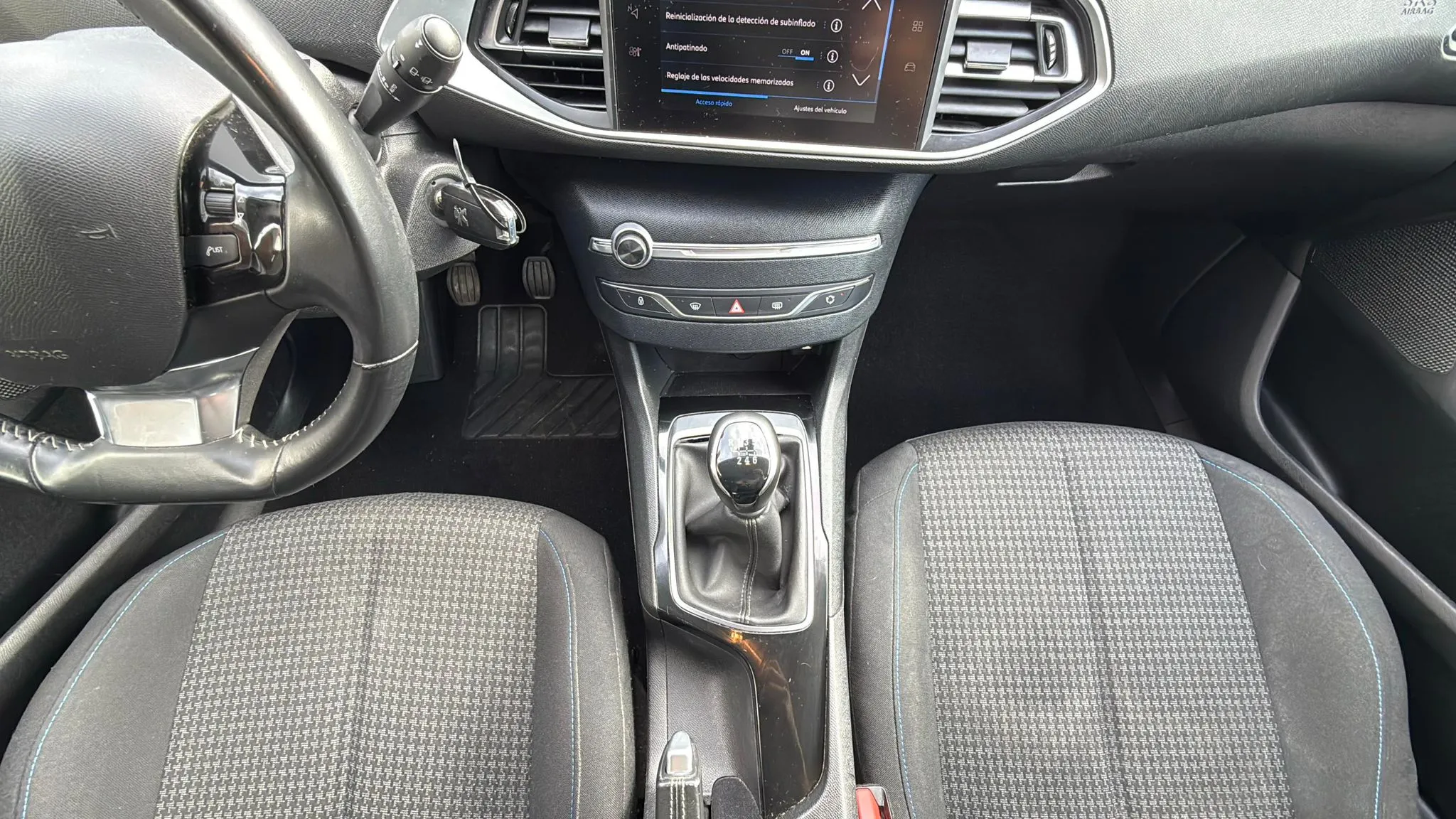 Peugeot 308 Style PureTech 130 - foto 13