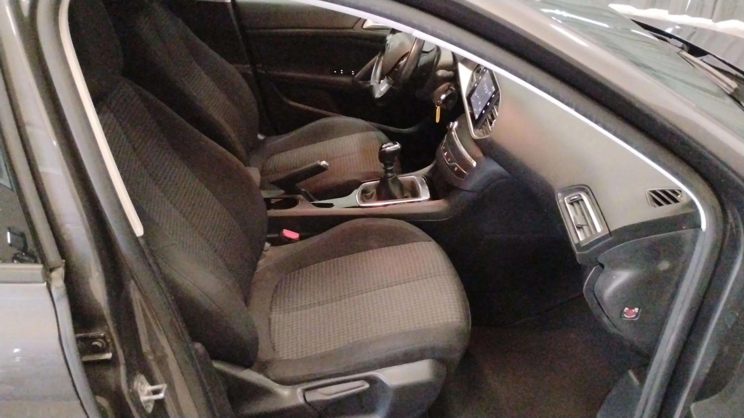 Peugeot 308 Access PureTech 110 - foto 12
