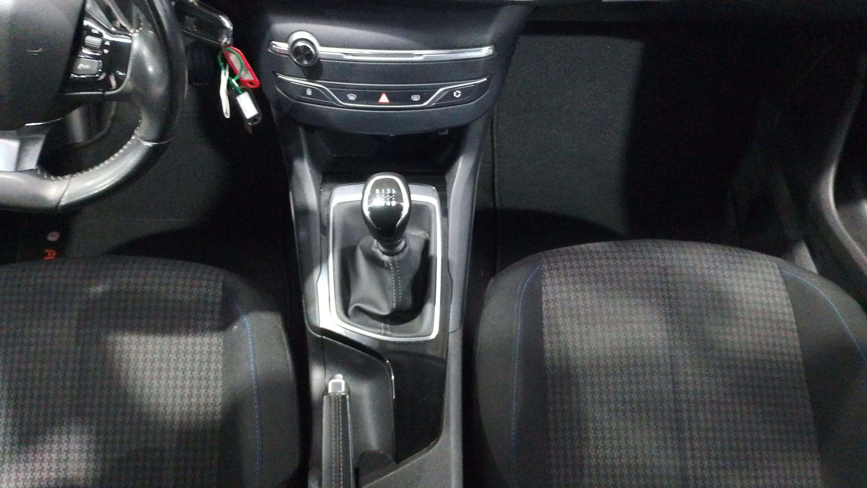 Peugeot 308 Style PureTech 110 - foto 11