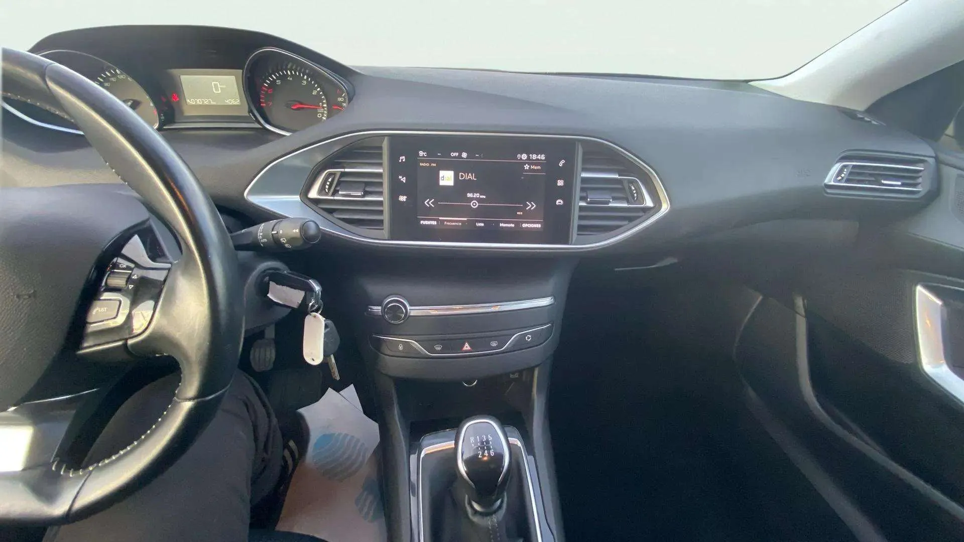 Peugeot 308 Style PureTech 130 - foto 25
