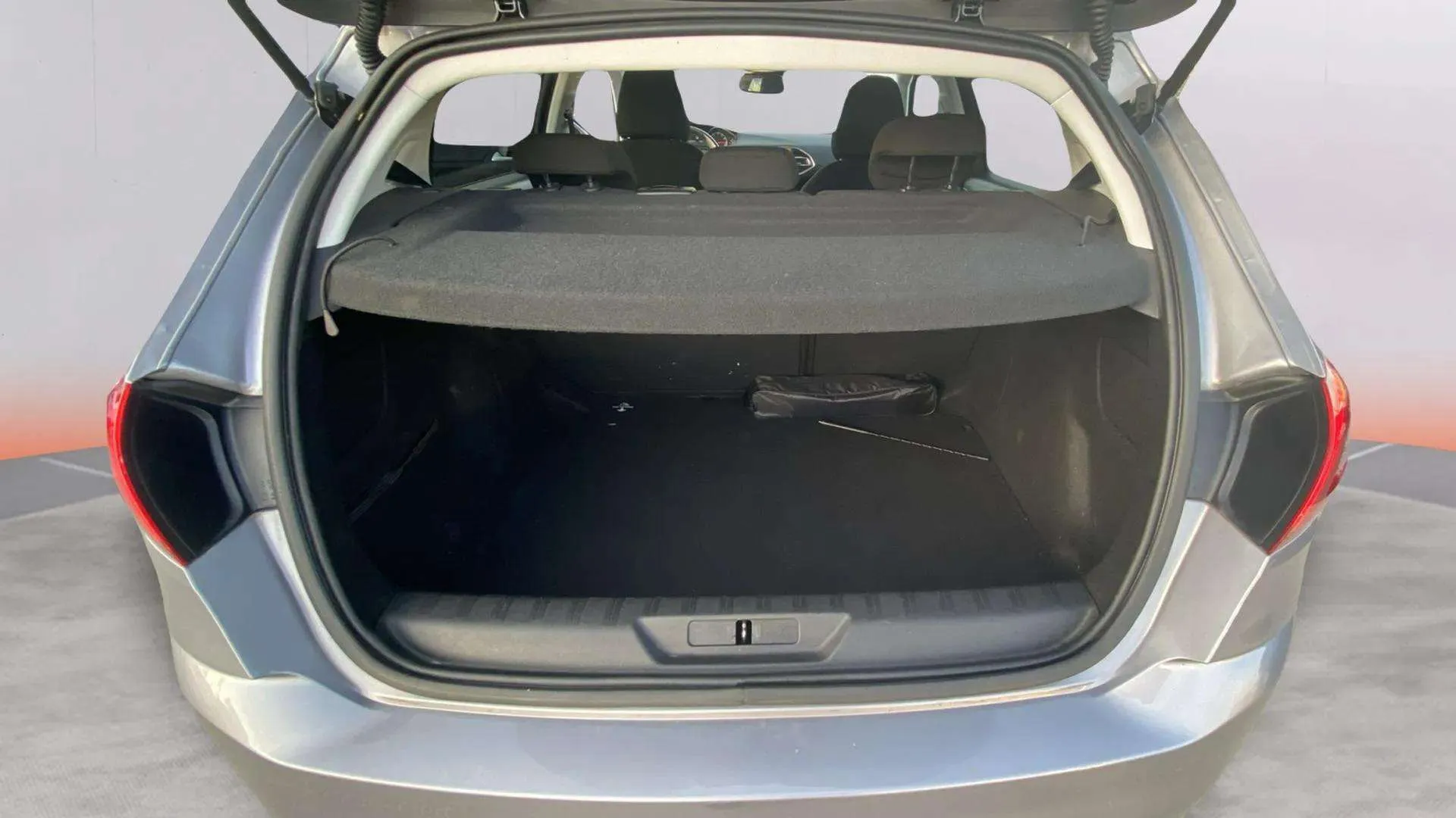 Peugeot 308 Style PureTech 130 - foto 33
