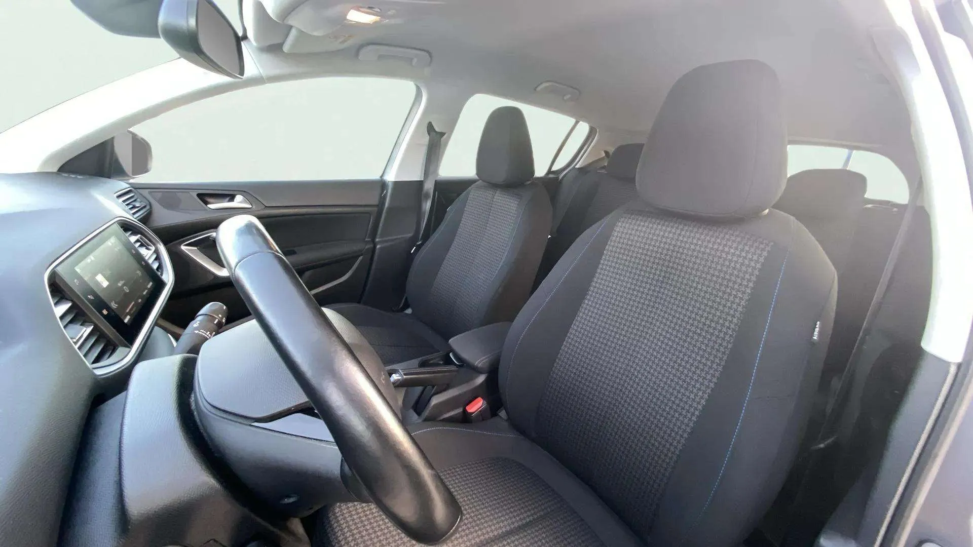 Peugeot 308 Style PureTech 130 - foto 16