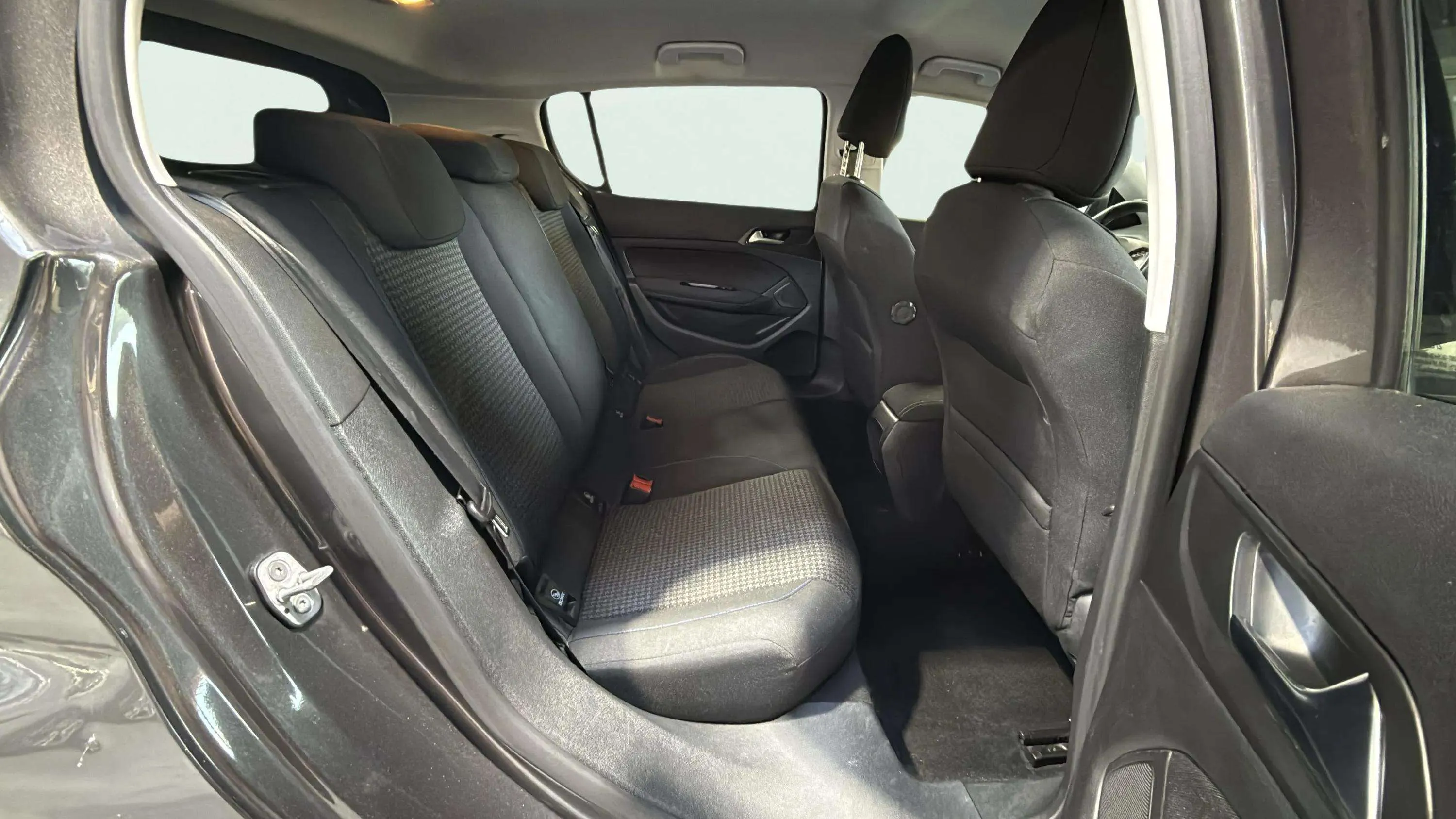 Peugeot 308 Style PureTech 130 - foto 18
