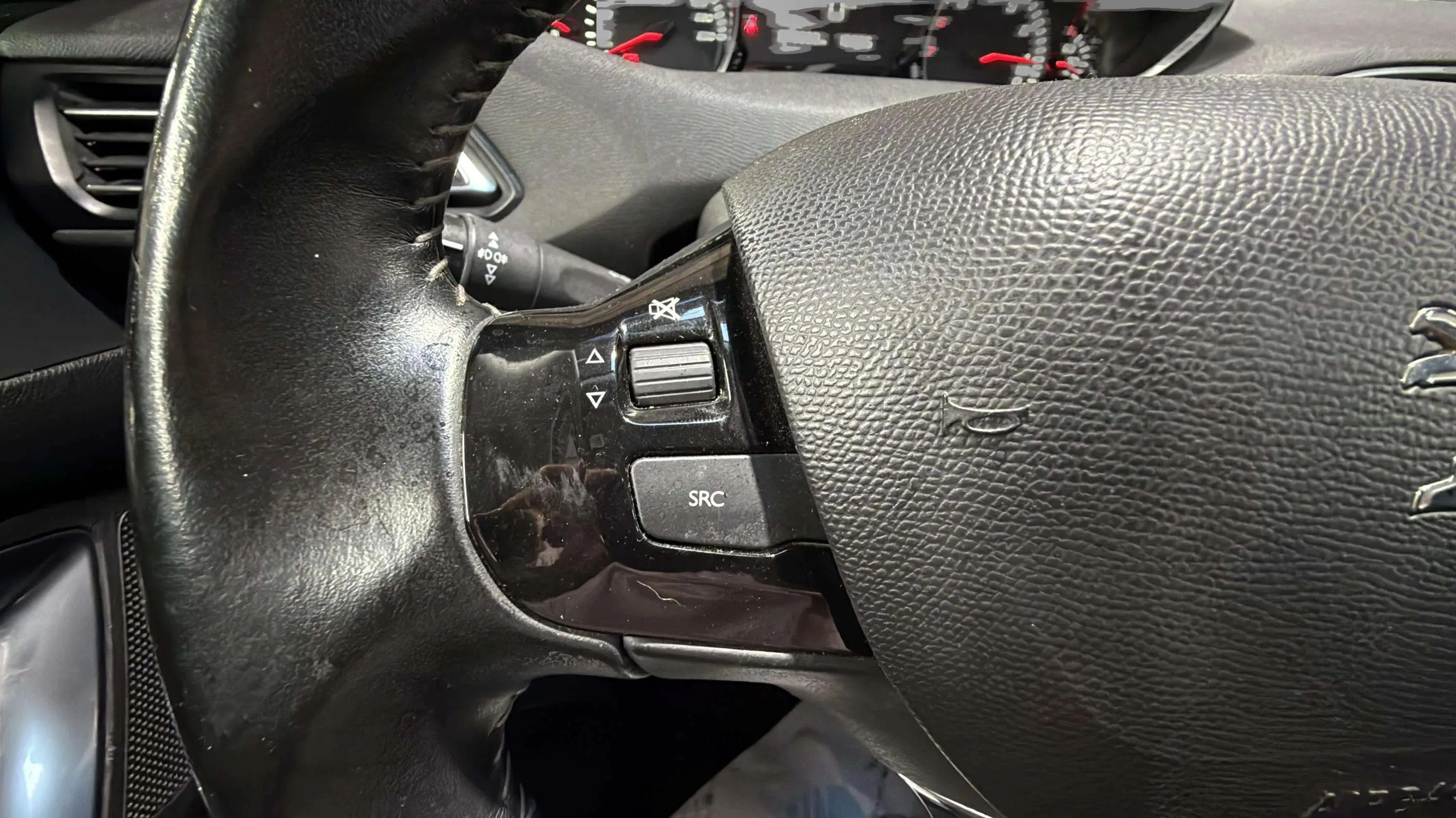 Peugeot 308 Style PureTech 130 - foto 12