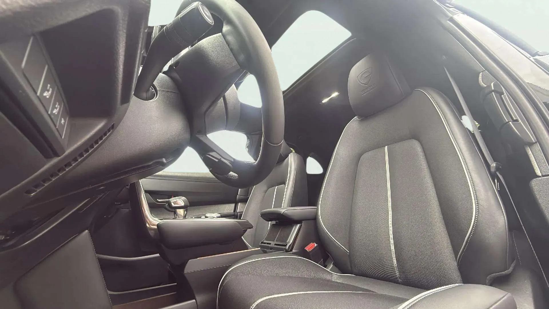 Mazda MX-30 e-Skyactiv 170H 75 PHEV Hybrid Edition R Sunroof R-EV - foto 12