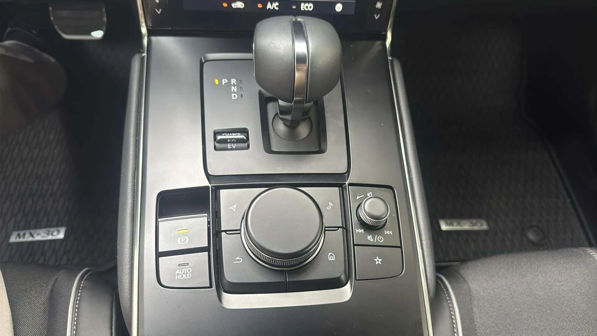 Mazda MX-30 e-Skyactiv 170H 75 PHEV Hybrid Edition R Sunroof R-EV - foto 25