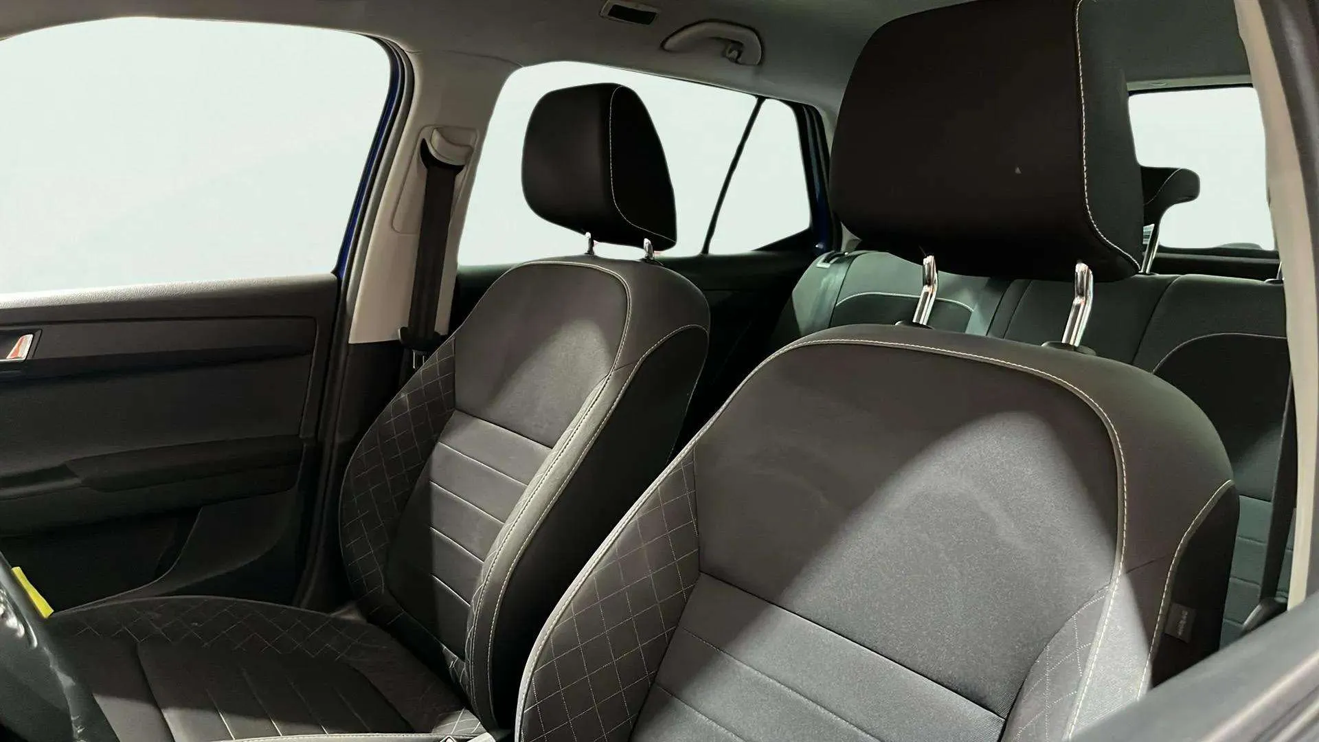 Škoda Fabia 1.0 MPI Ambition - foto 23