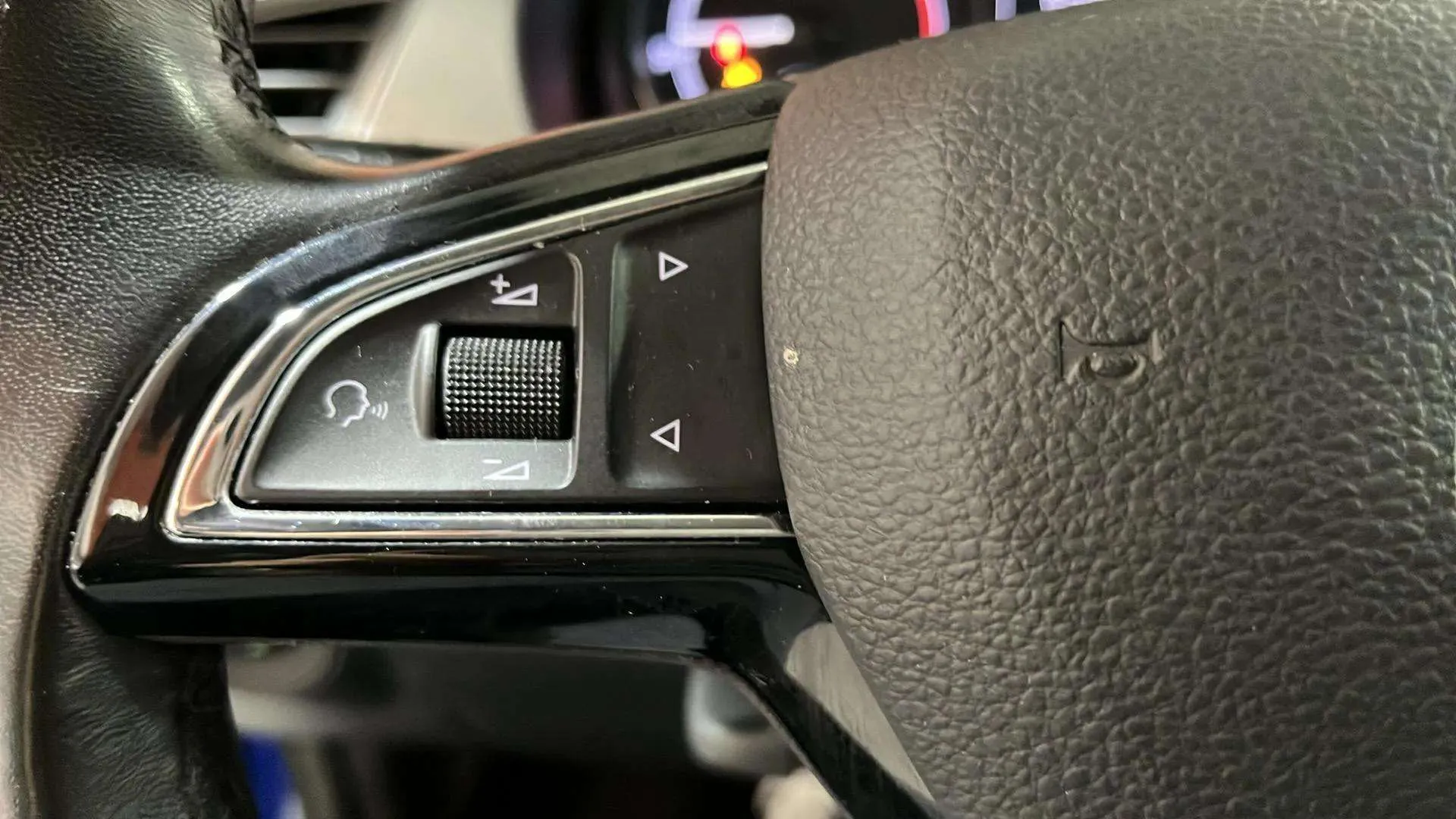 Škoda Fabia 1.0 MPI Ambition - foto 16