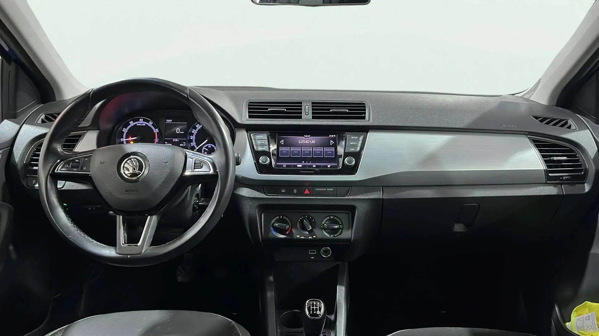 Škoda Fabia 1.0 MPI Ambition - foto 11