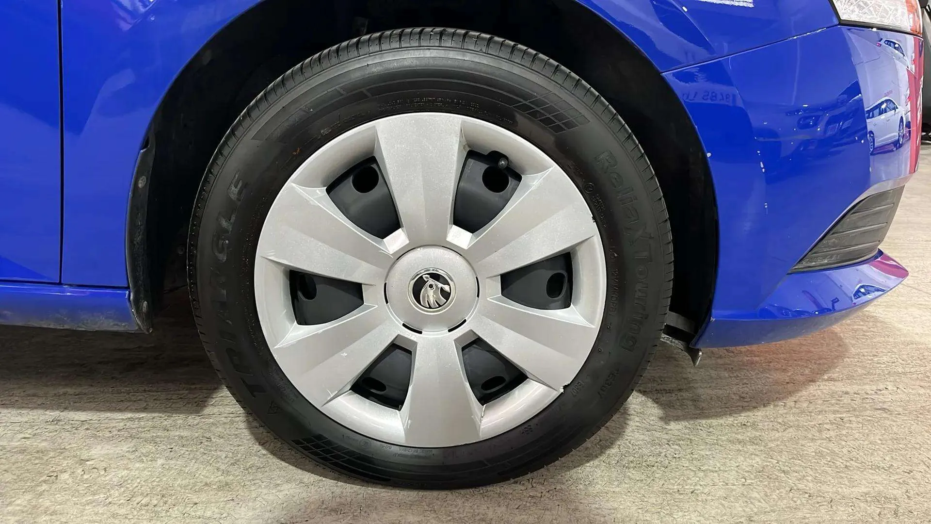 Škoda Fabia 1.0 MPI Ambition - foto 27