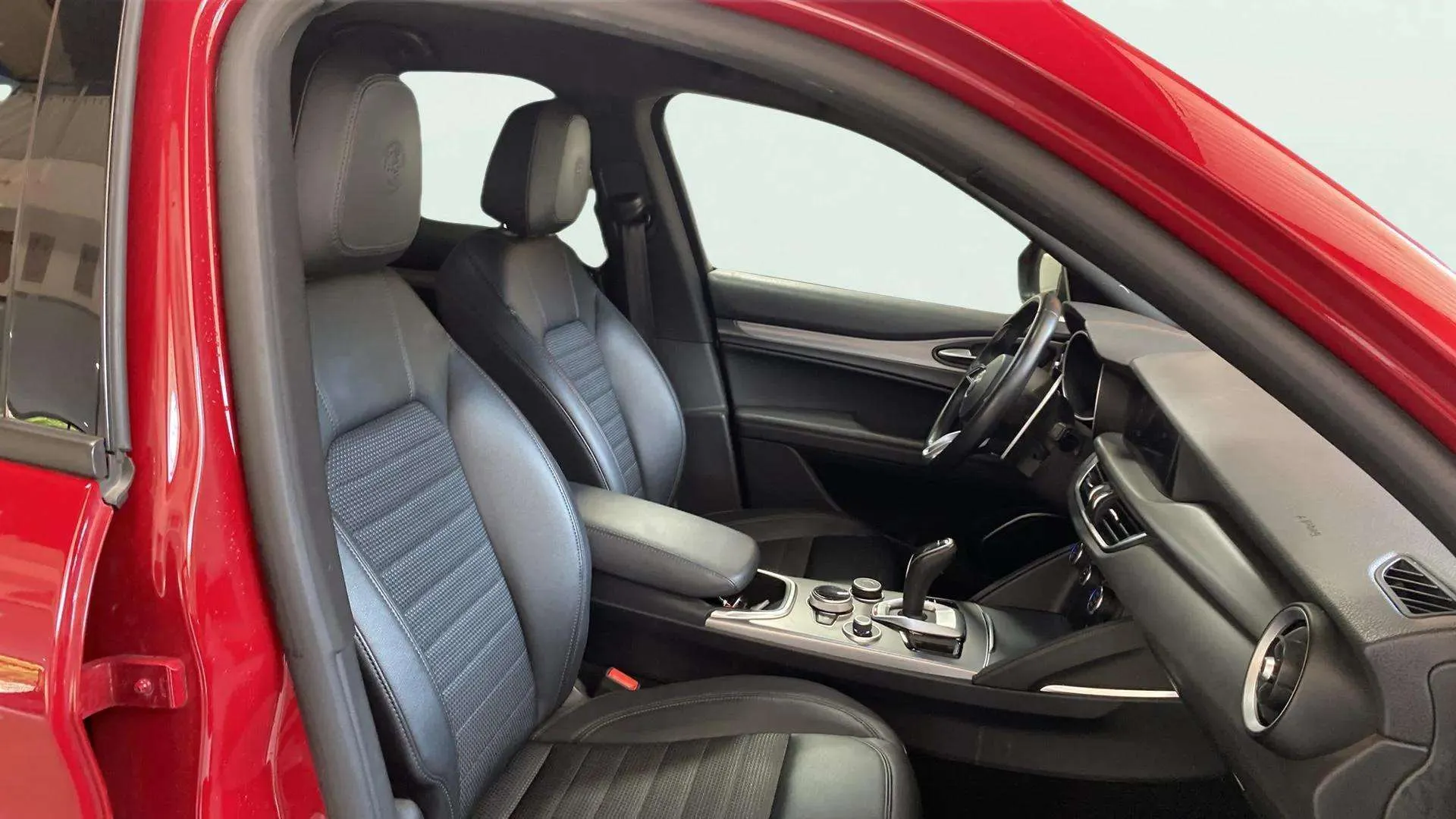 Alfa Romeo Stelvio 2.2 Diesel Sprint AWD - foto 11