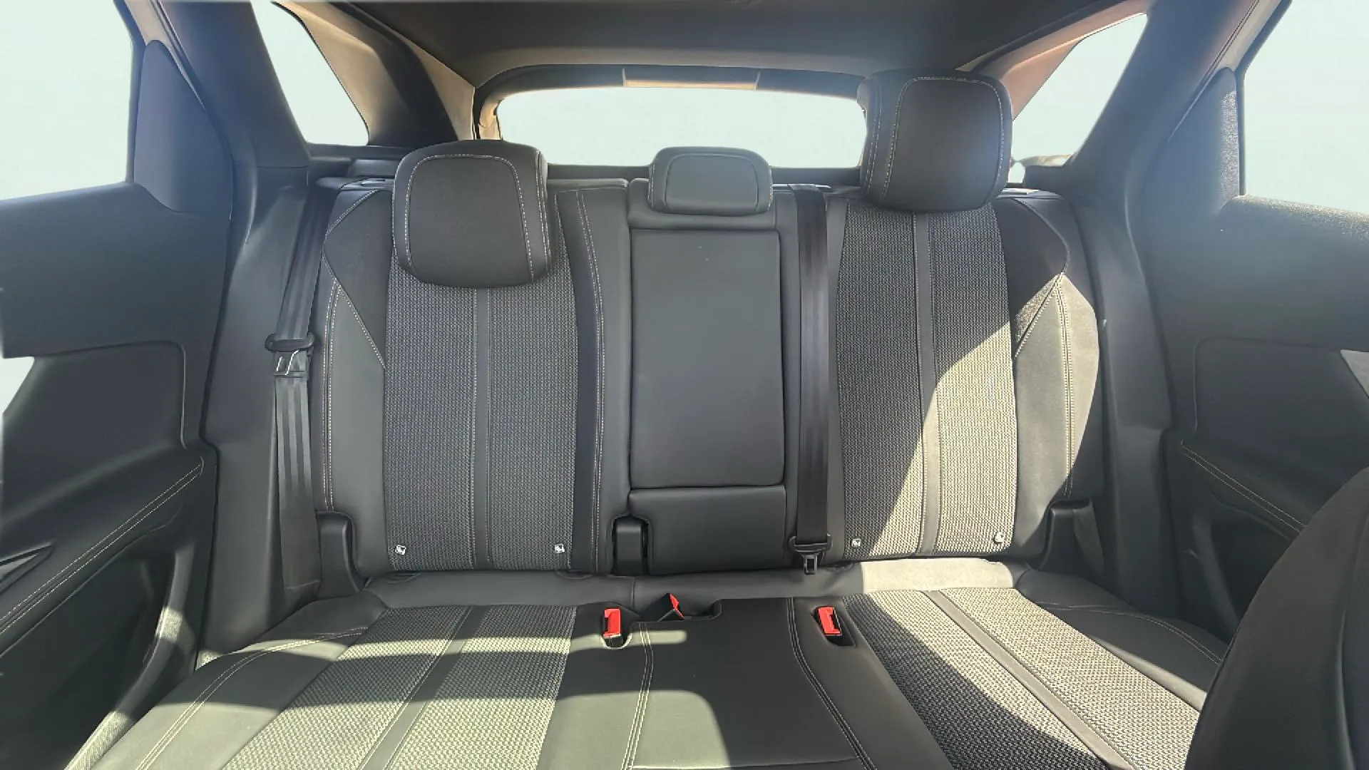 Peugeot 3008 180 e-EAT8 Active Pack - foto 14