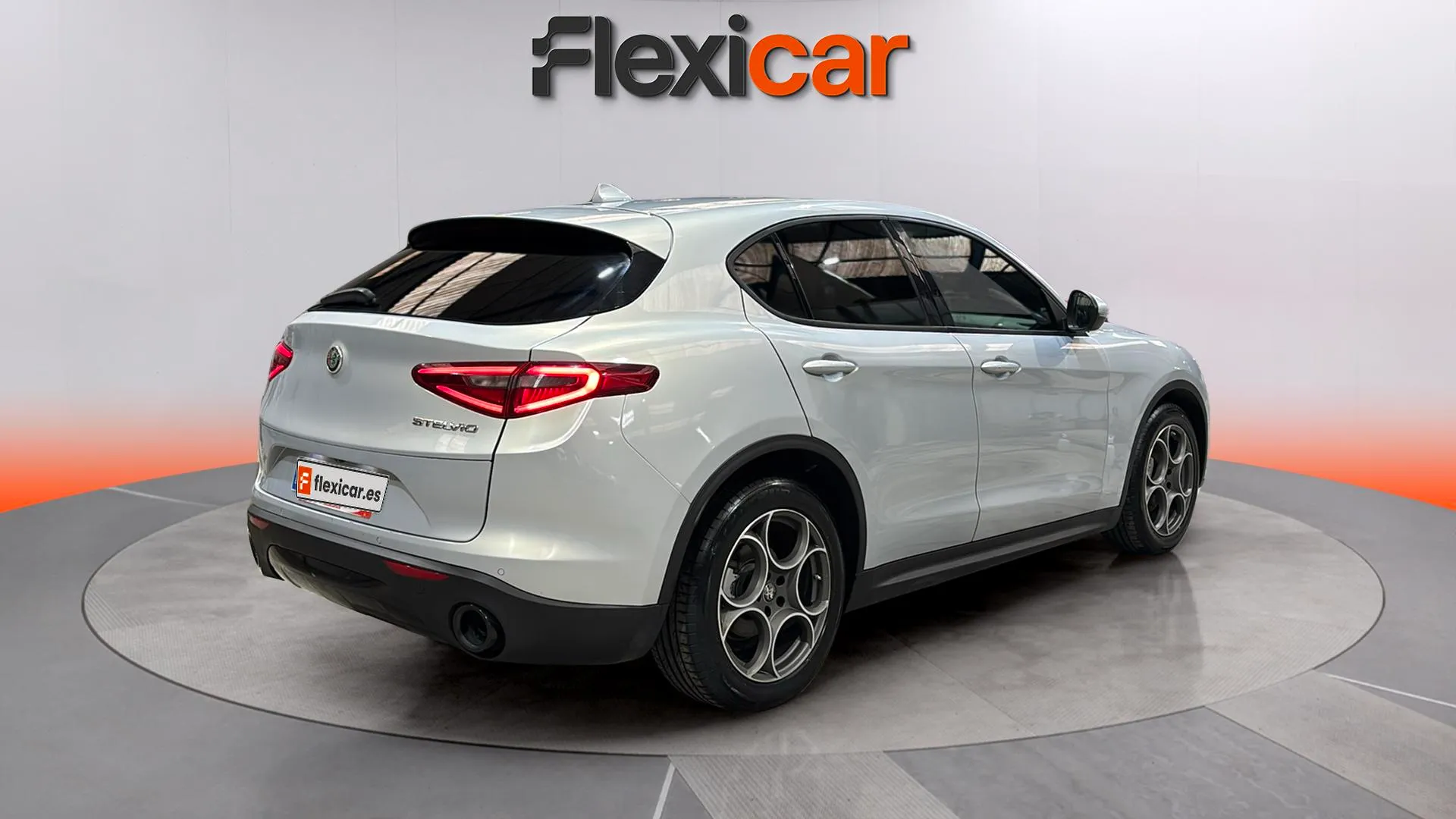 Alfa Romeo Stelvio 2.2 Diesel Sprint RWD - foto 7