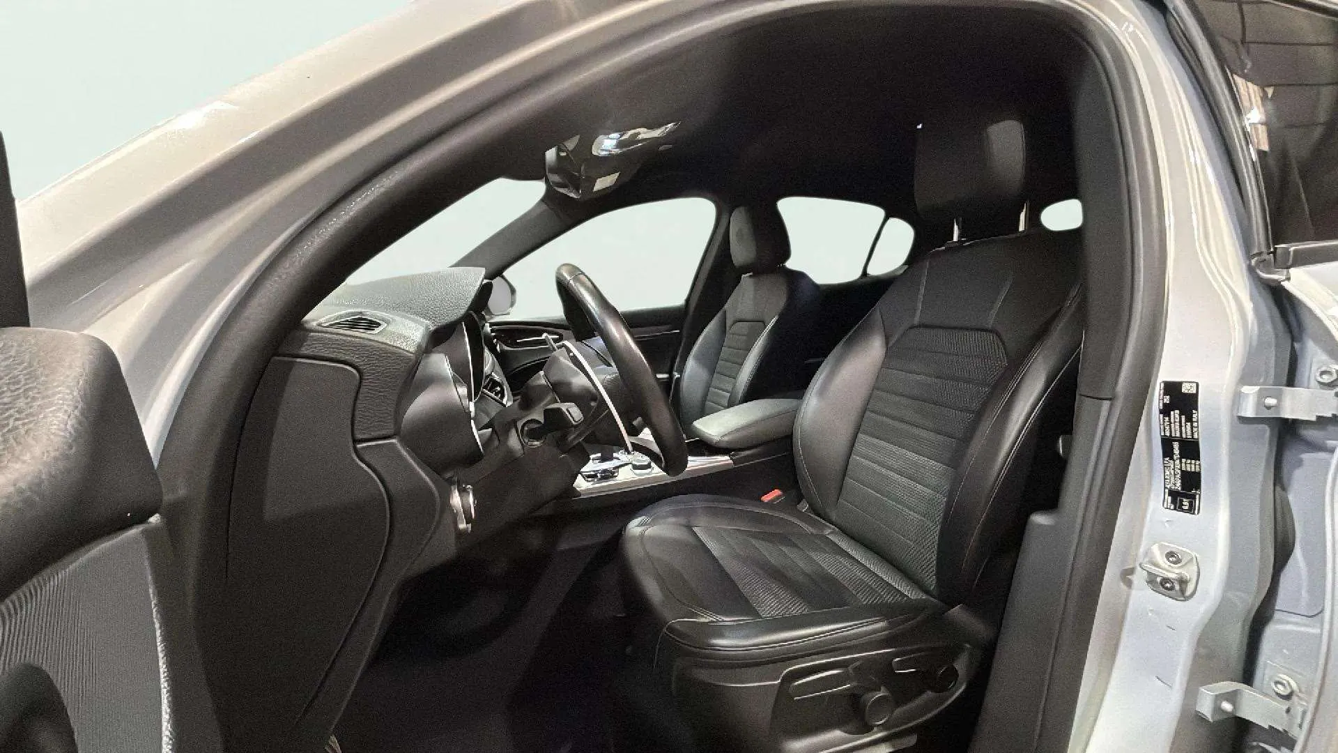 Alfa Romeo Stelvio 2.2 Diesel Sprint RWD - foto 20