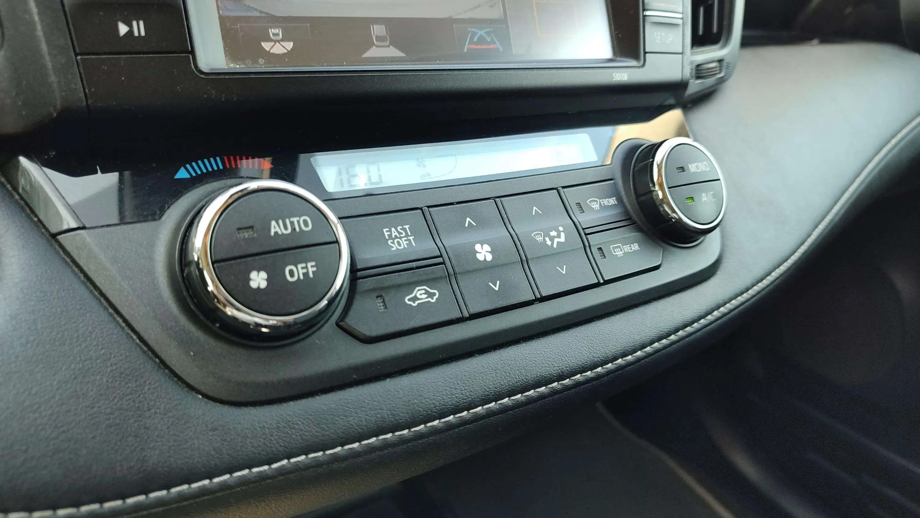 Toyota RAV4 2.5l hybrid 2WD Advance Pack Drive - foto 18