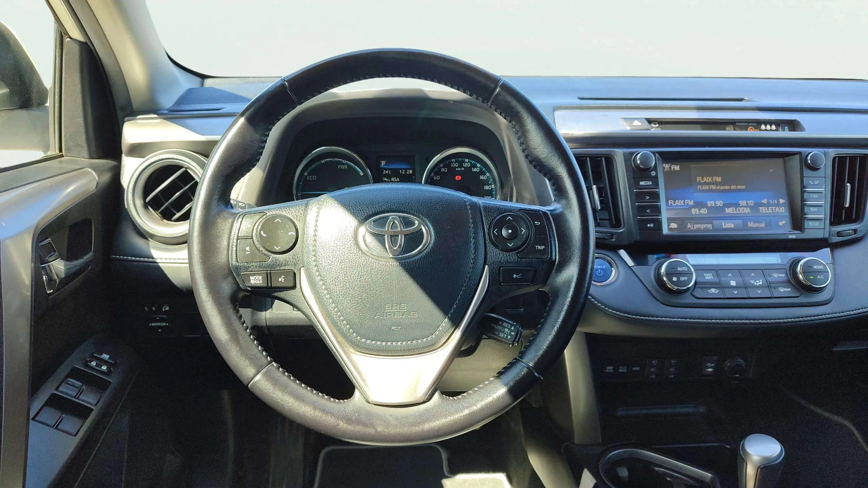 Toyota RAV4 2.5l hybrid 2WD Advance Pack Drive - foto 7