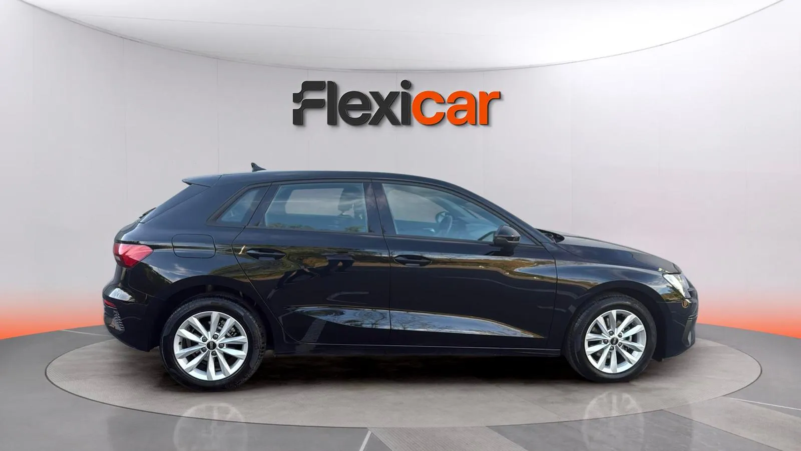 Audi A3 Sportback 30 TFSI S tronic - foto 2
