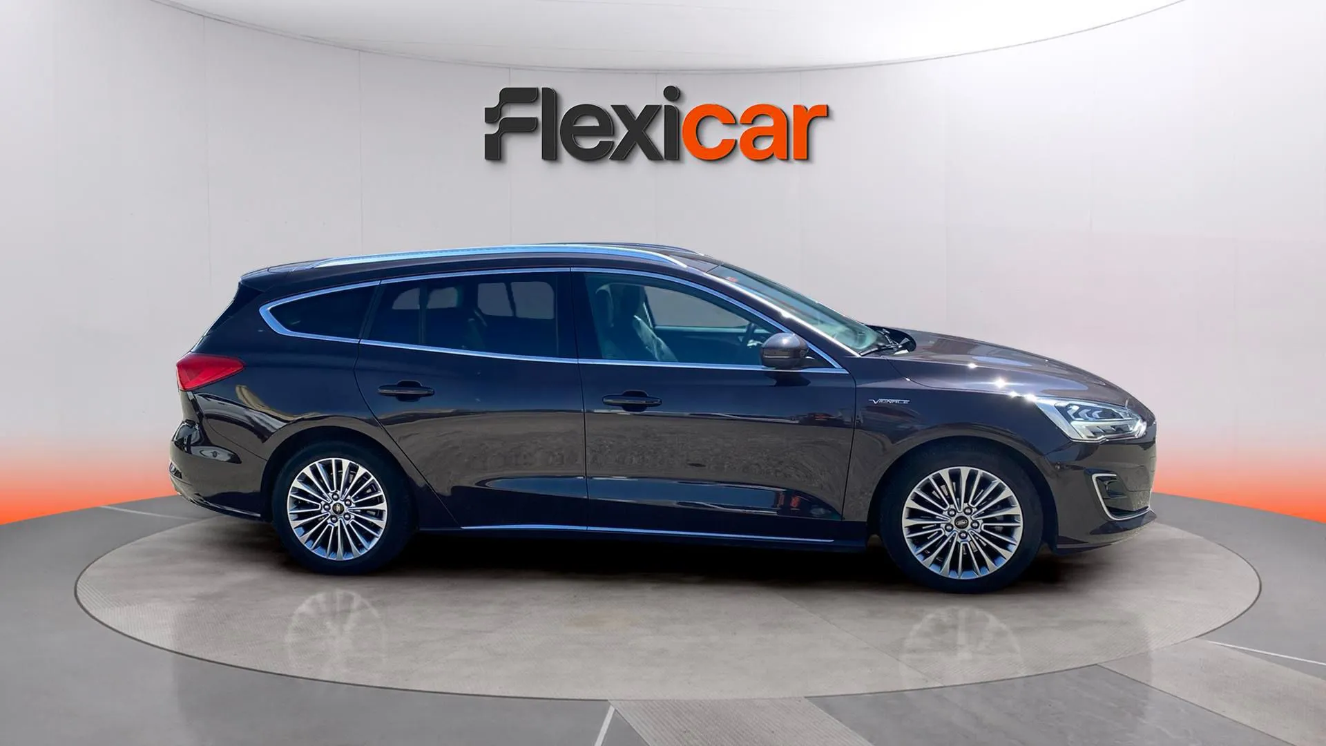 Ford Focus 1.0 EcoBoost Vignale Sportb. - foto 8