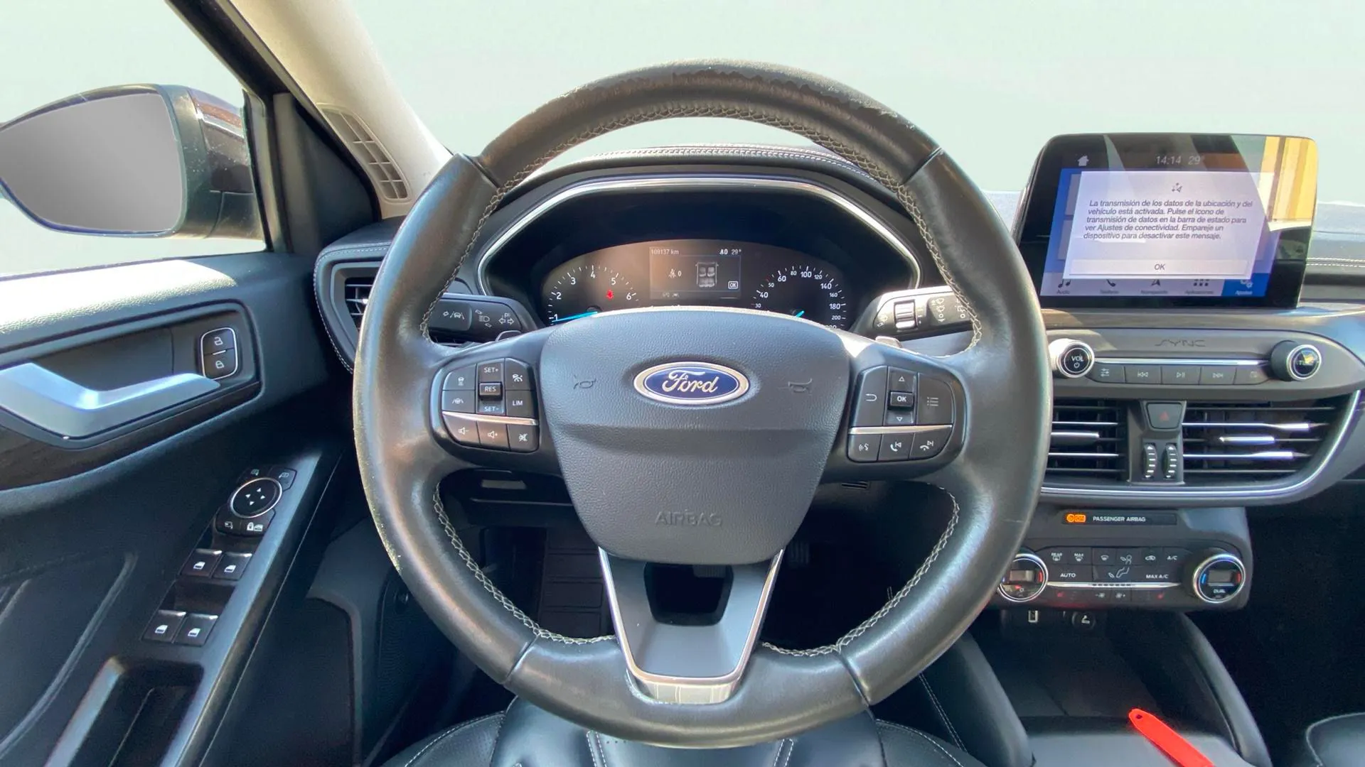 Ford Focus 1.0 EcoBoost Vignale Sportb. - foto 11