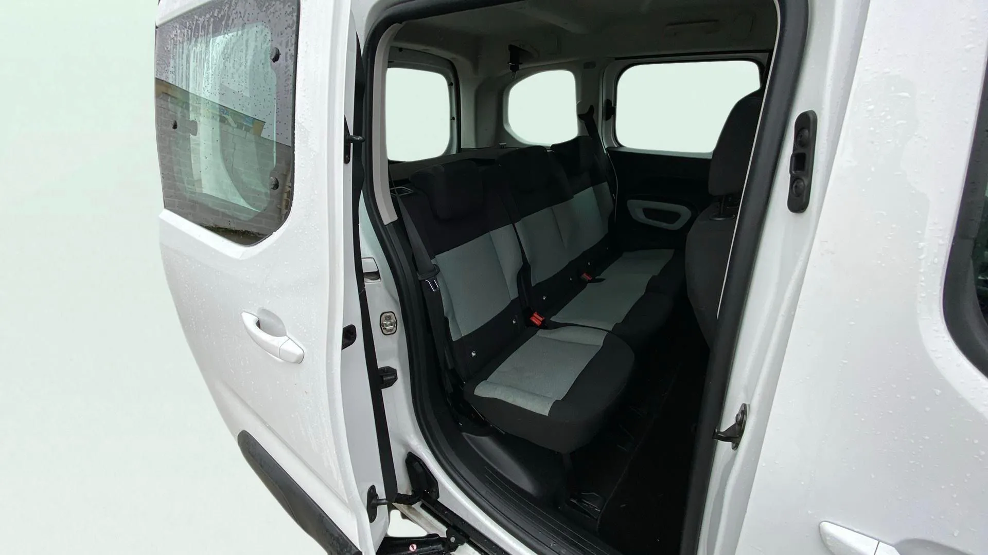 Citroën Berlingo Talla M BlueHDi 100 Feel Pack - foto 24