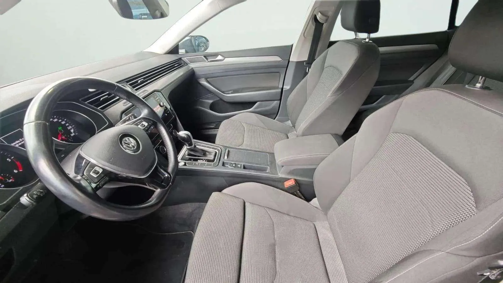 Volkswagen Arteon 2.0 TDI DSG - foto 30