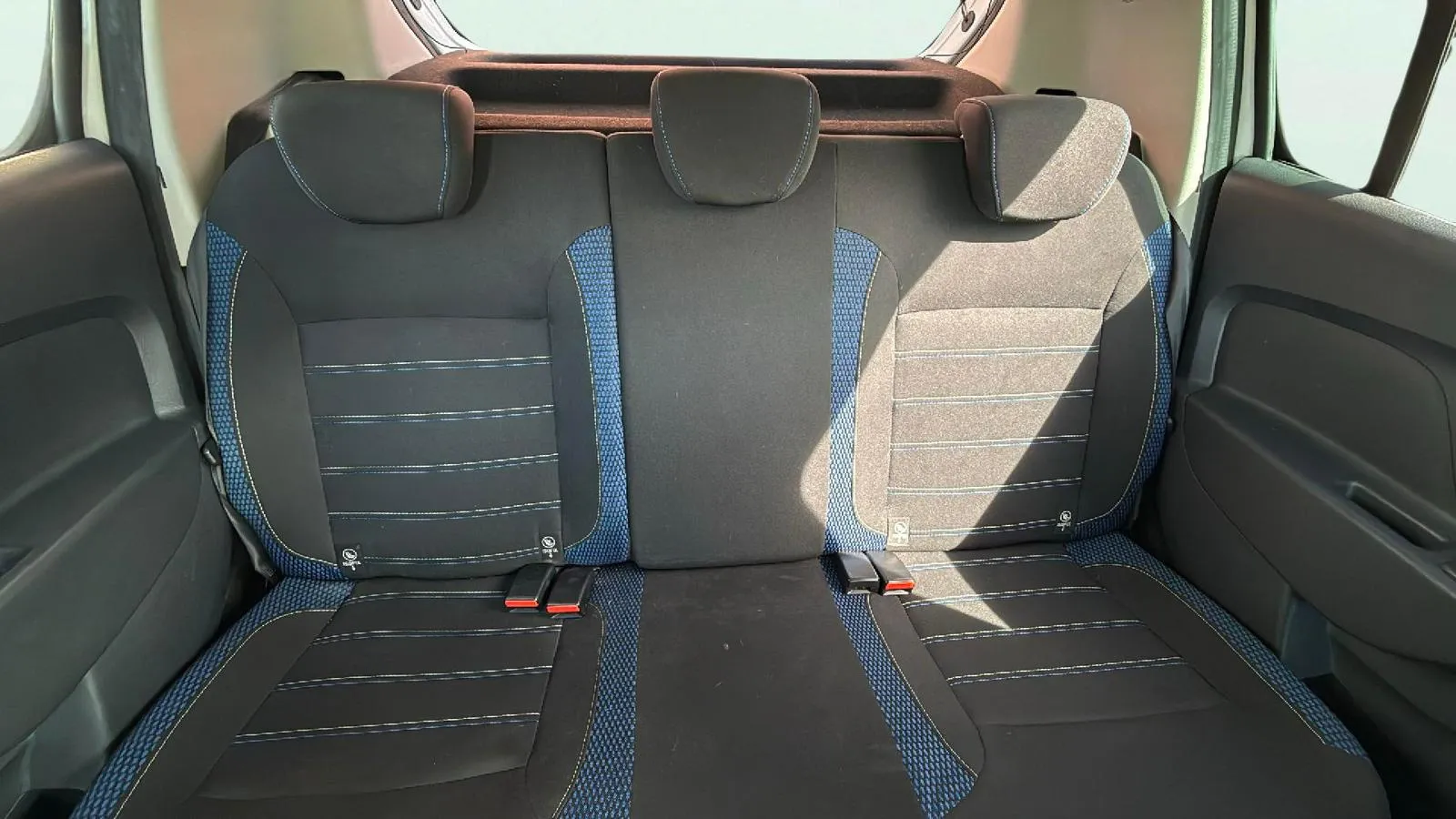 Dacia Sandero Stepway Essential TCe GLP - foto 12