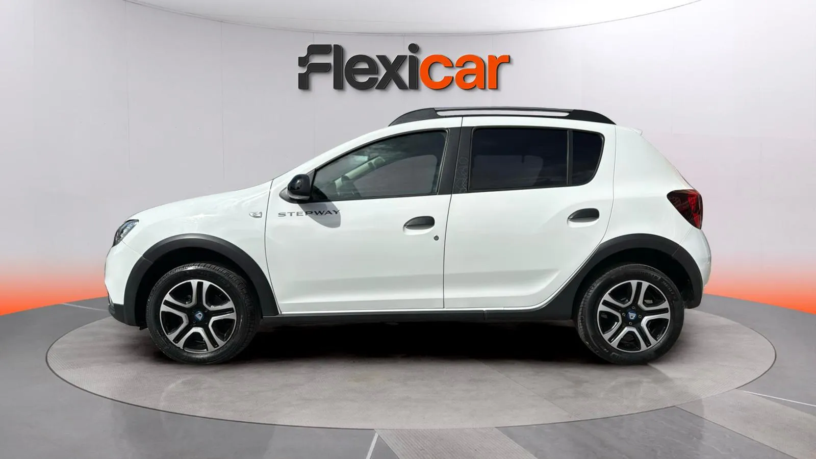 Dacia Sandero Stepway Essential TCe GLP - foto 4