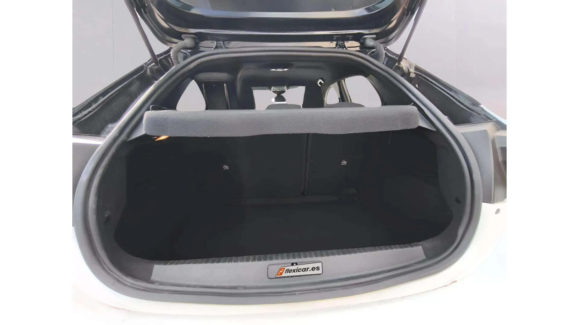 Opel Corsa 1.2T XHL GS - foto 9