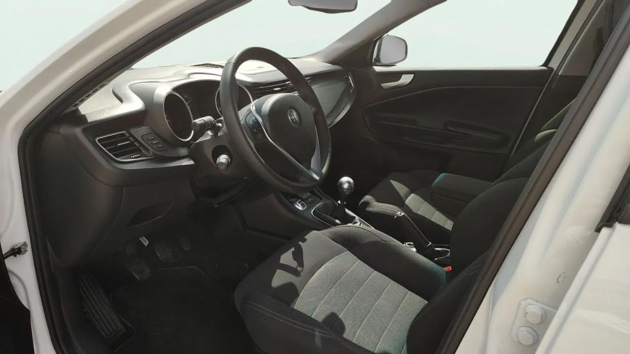 Alfa Romeo Giulietta 1.4 TB B-Tech - foto 14