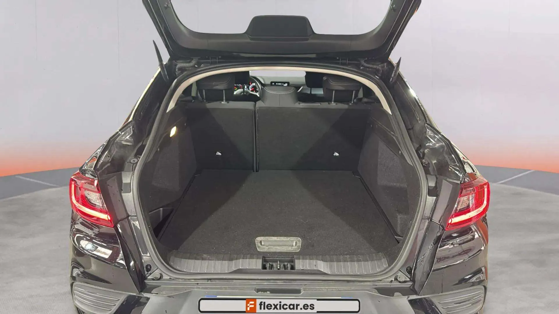 Renault Arkana Evolution TCe EDC mild hybr - foto 26